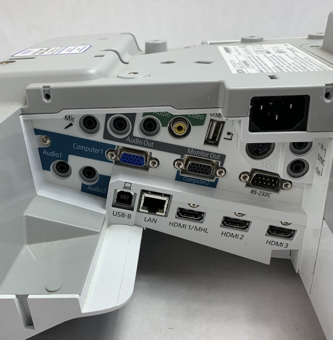 Epson PowerLite 695Wi H740A LCD Lamp Projector 3671 Lamp Hours - No Remote8