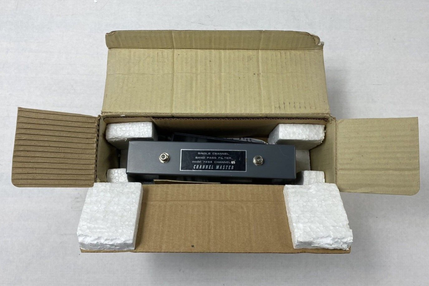 Channel Master MATV Systems Model 7494 Band Pass Filter UHF Band Channel 65