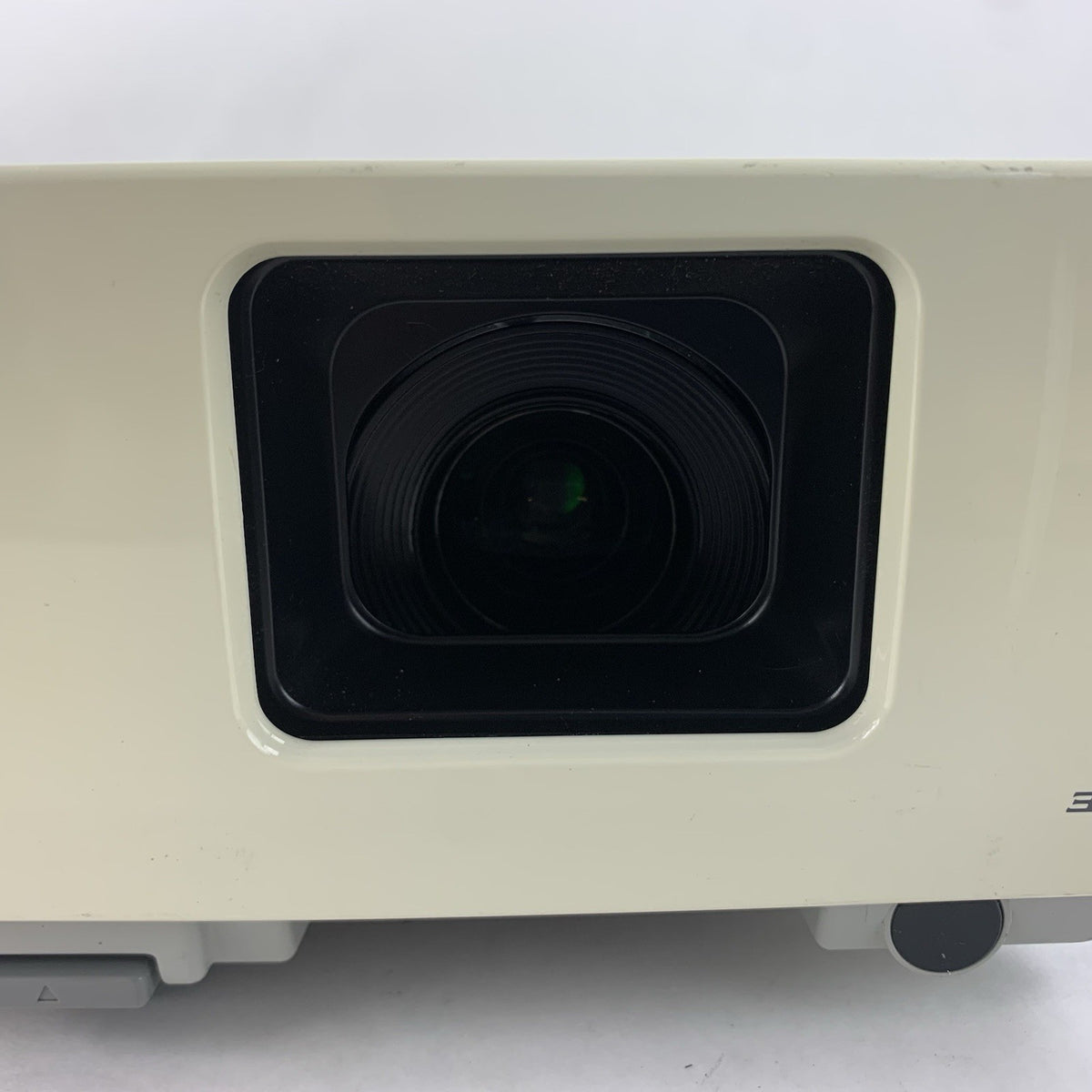 Epson PowerLite 83+ EMP-83H LCD Projector - No Remote - 642 Lamp Hours7