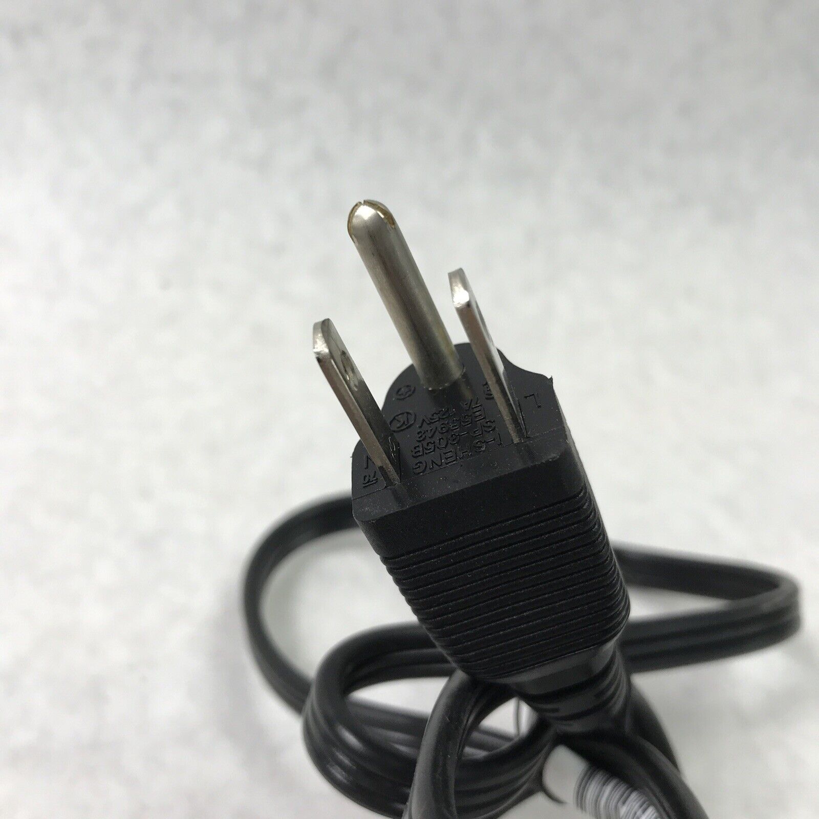((Lot of 4) HP PPP009H Laptop Charger 608425-002 65W 3.5A 18.5V