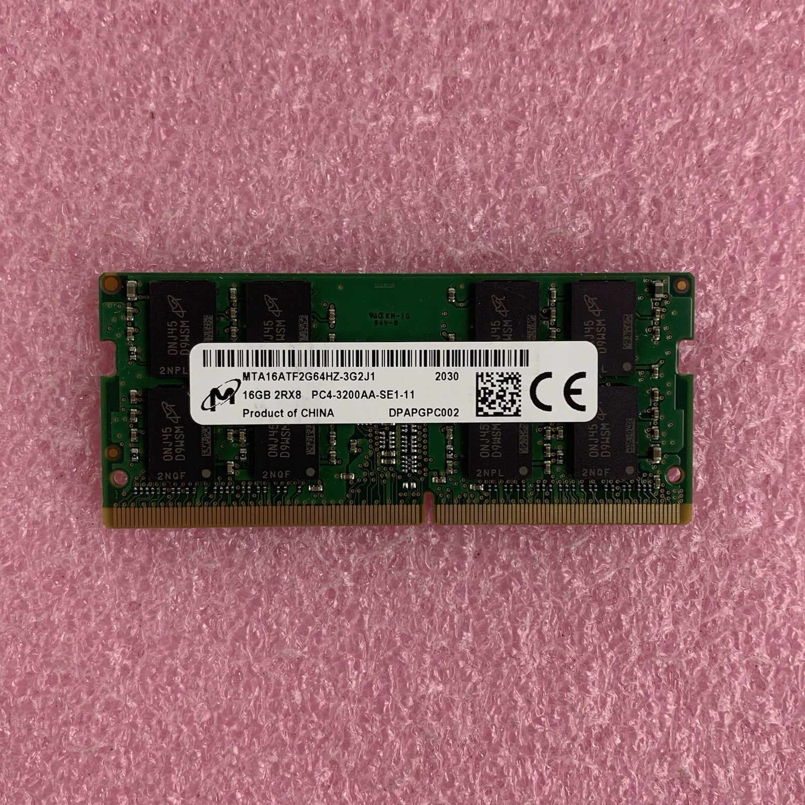 Micron MTA16ATF2G64HZ-3G2J1 16 GB PC4-3200AA 2RX8 Laptop Memory Ram1