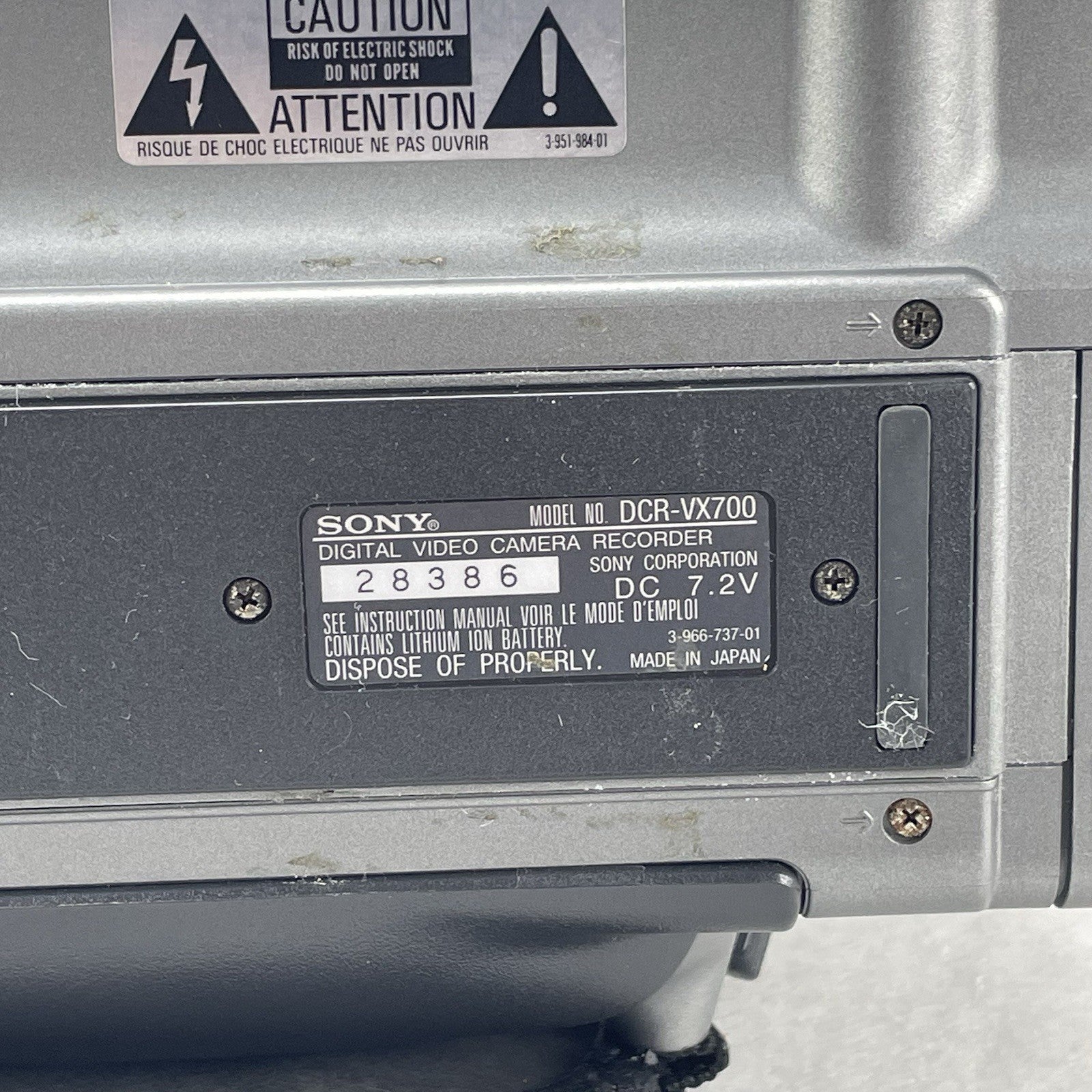 Sony DCR-VX700 MiniDV Digital Handycam Camcorder Untested For Parts12
