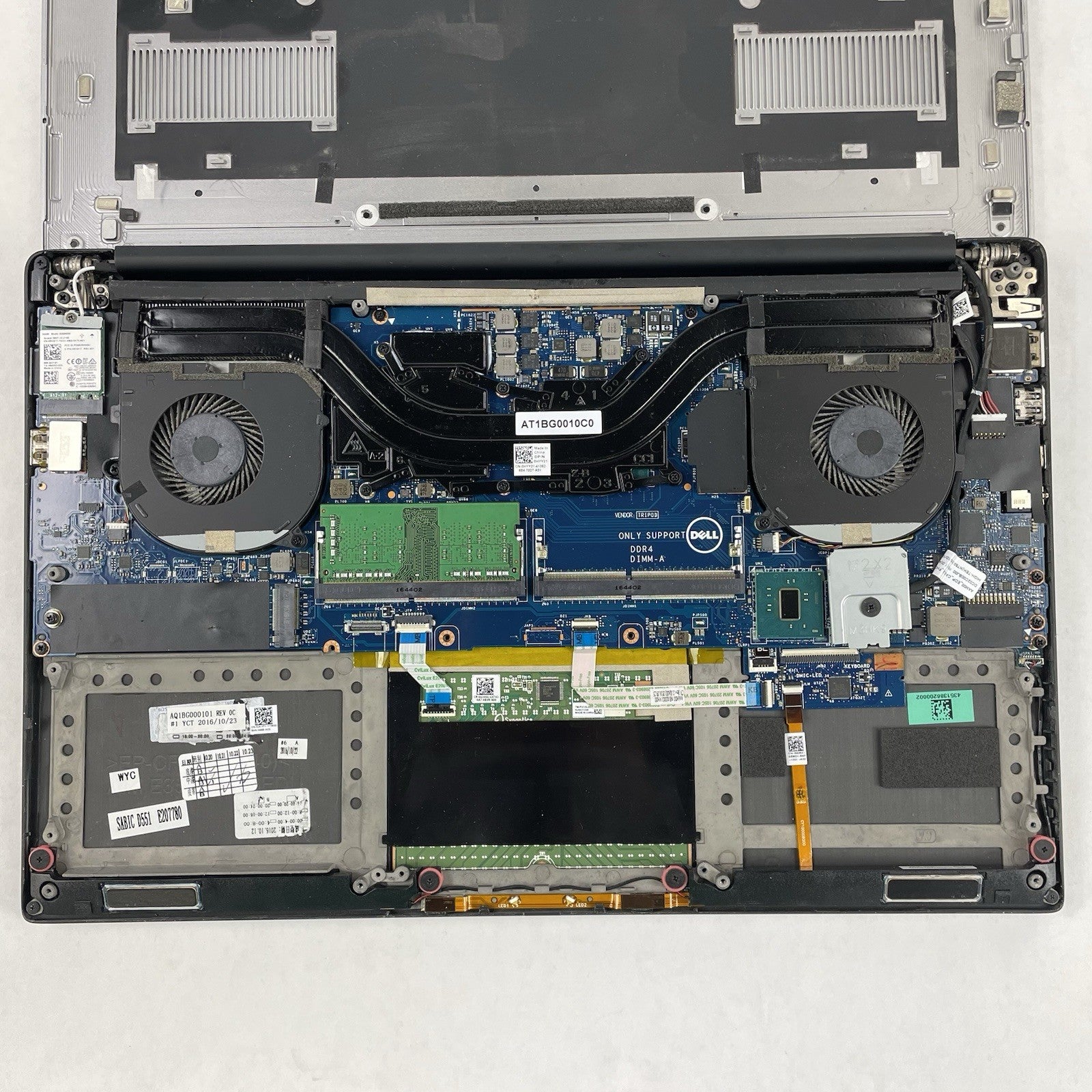 Dell Precision 5510 15.6" i7-6820HQ 2.70 GHz 8 GB RAM No SSD/OS/AC/Battery17