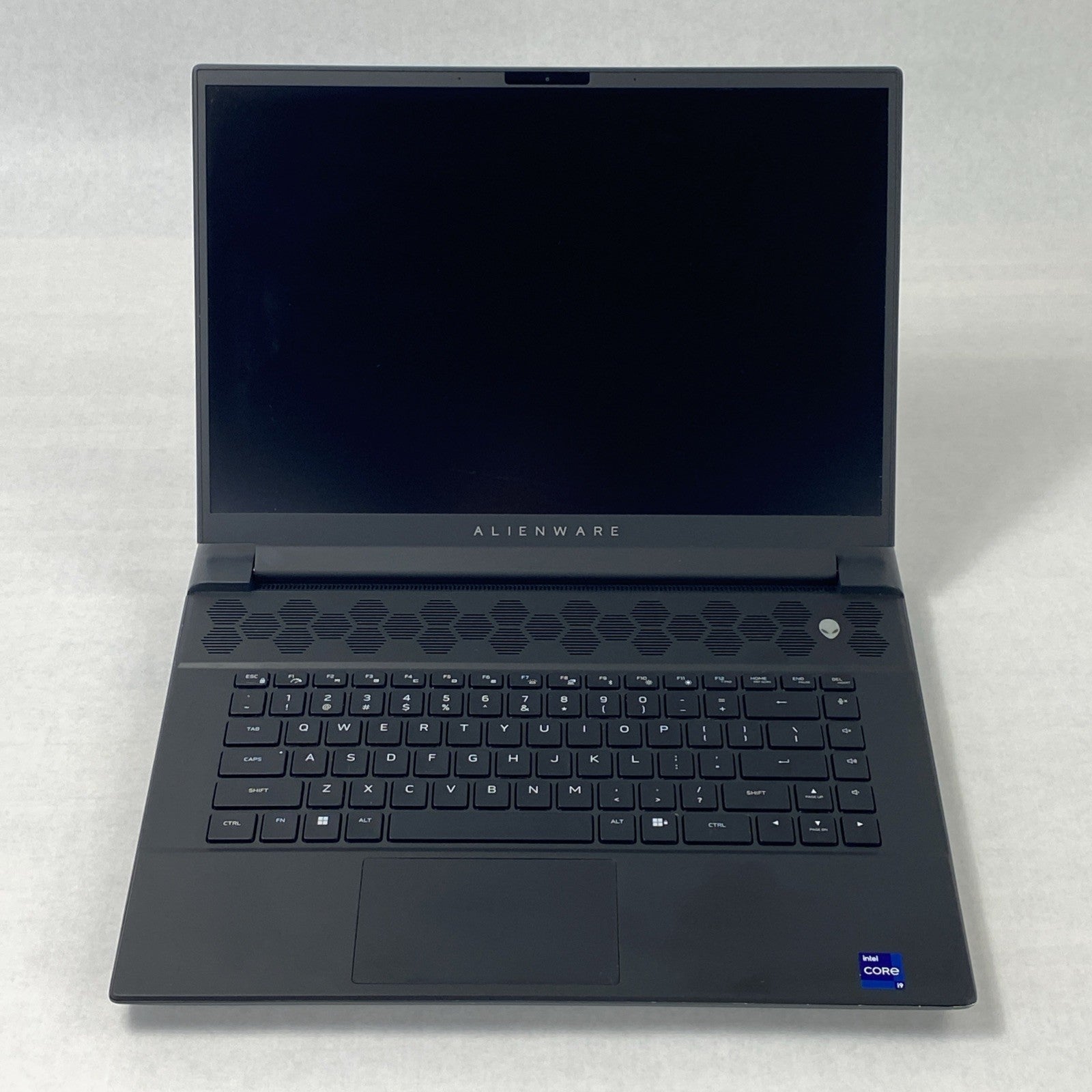 Alienware M16 R1 Core i9-13900HX 1.48 GHz 16 GB RAM RTX 4070 16" No HDD No OS