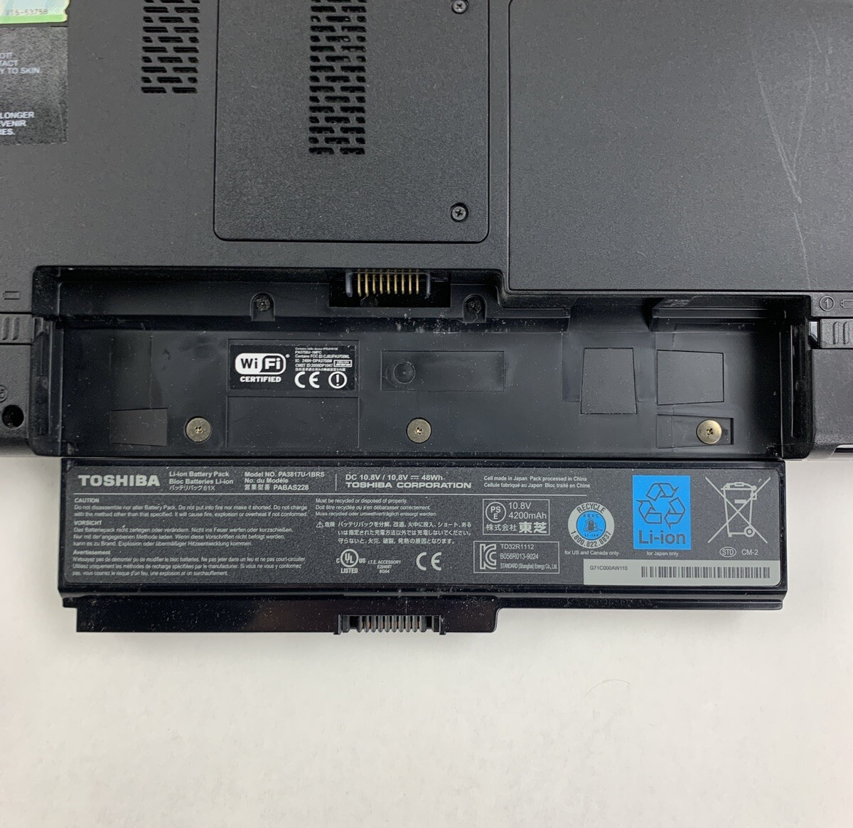 Toshiba Satellite  L645D-S4030 14" Turion II 2.3 GHz 4 GB Ram No OS No HDD No AC
