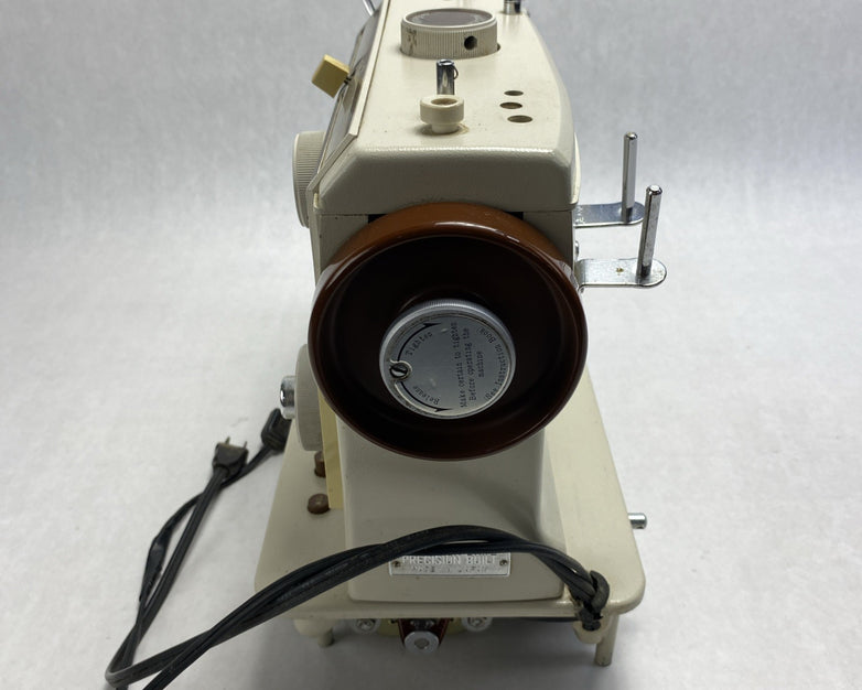 Vintage Morse Super Deluxe Zig Zag Model 5500 Sewing Machine