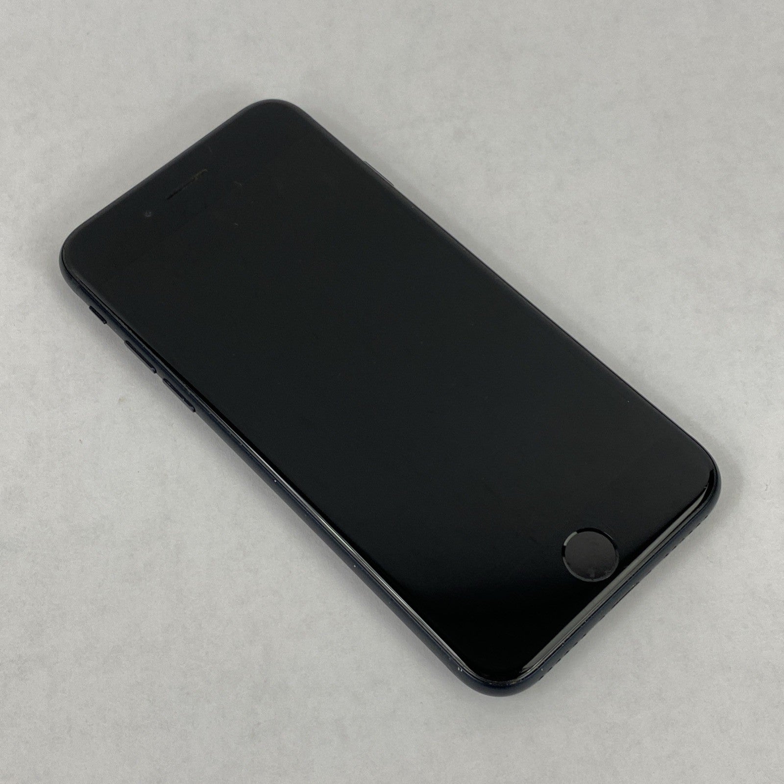 Apple iPhone SE 3 A2595 64GB T-Mobile 4.7" Midnight IOS 26.0.12