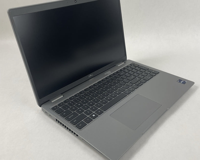 Dell Latitude 5540 15.6" i5-1345U 4.35 GHz 8 GB RAM No SSD/OS/AC - READ Residue