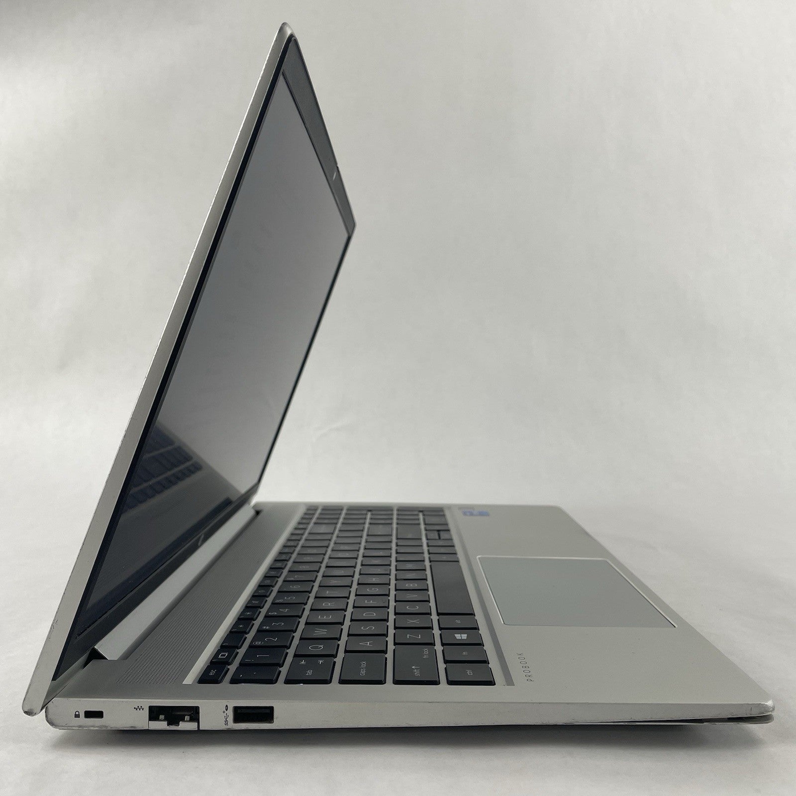 HP ProBook 450 G8 15.6" i5-1135G7 2.40 GHz 8 GB RAM No SSD/OS/AC - Bad Bottom3