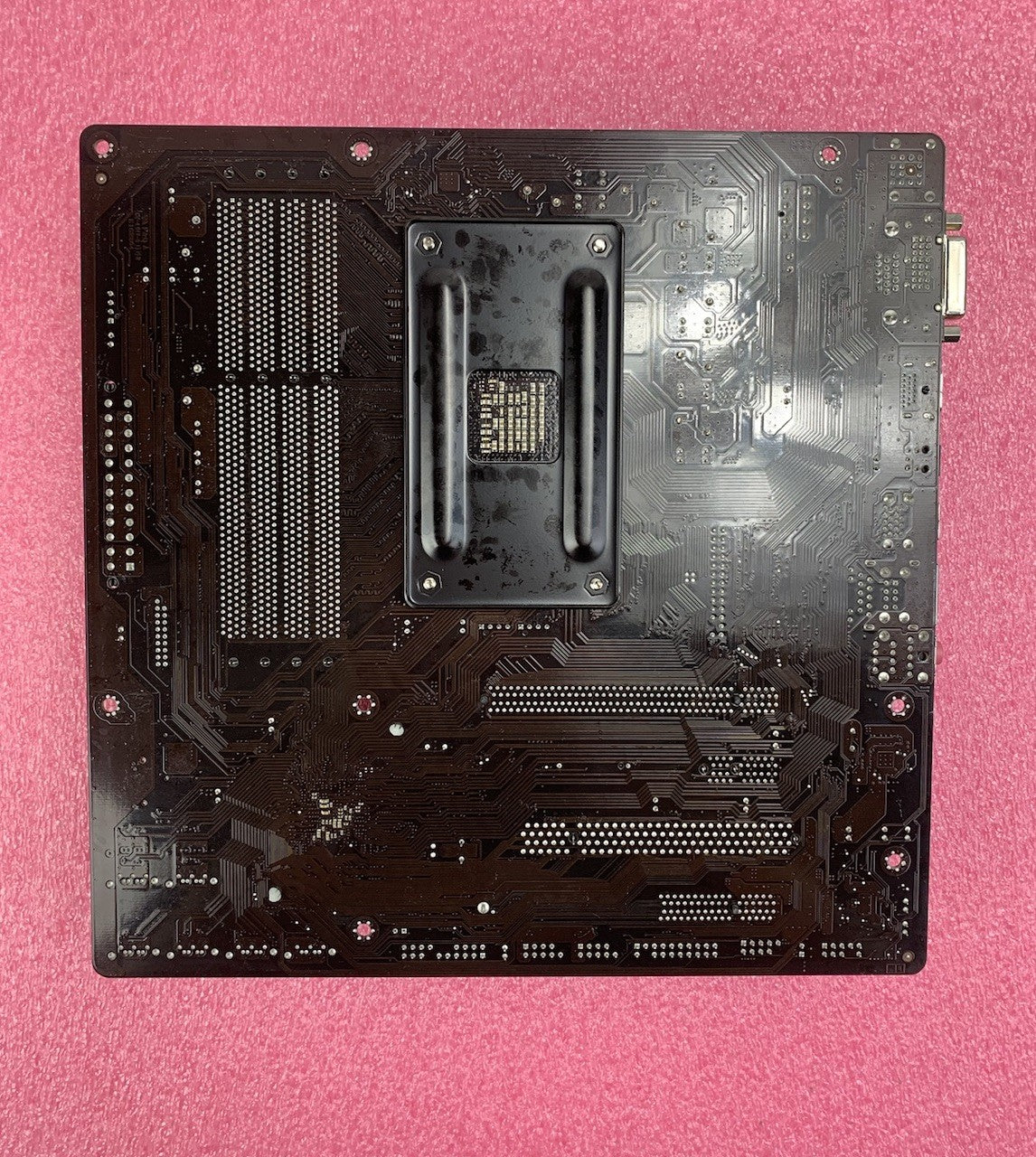 Gigabyte F2A75M-D3H Motherboard AMD A8-5600K 3.6GHz 4GB RAM w/ Shield