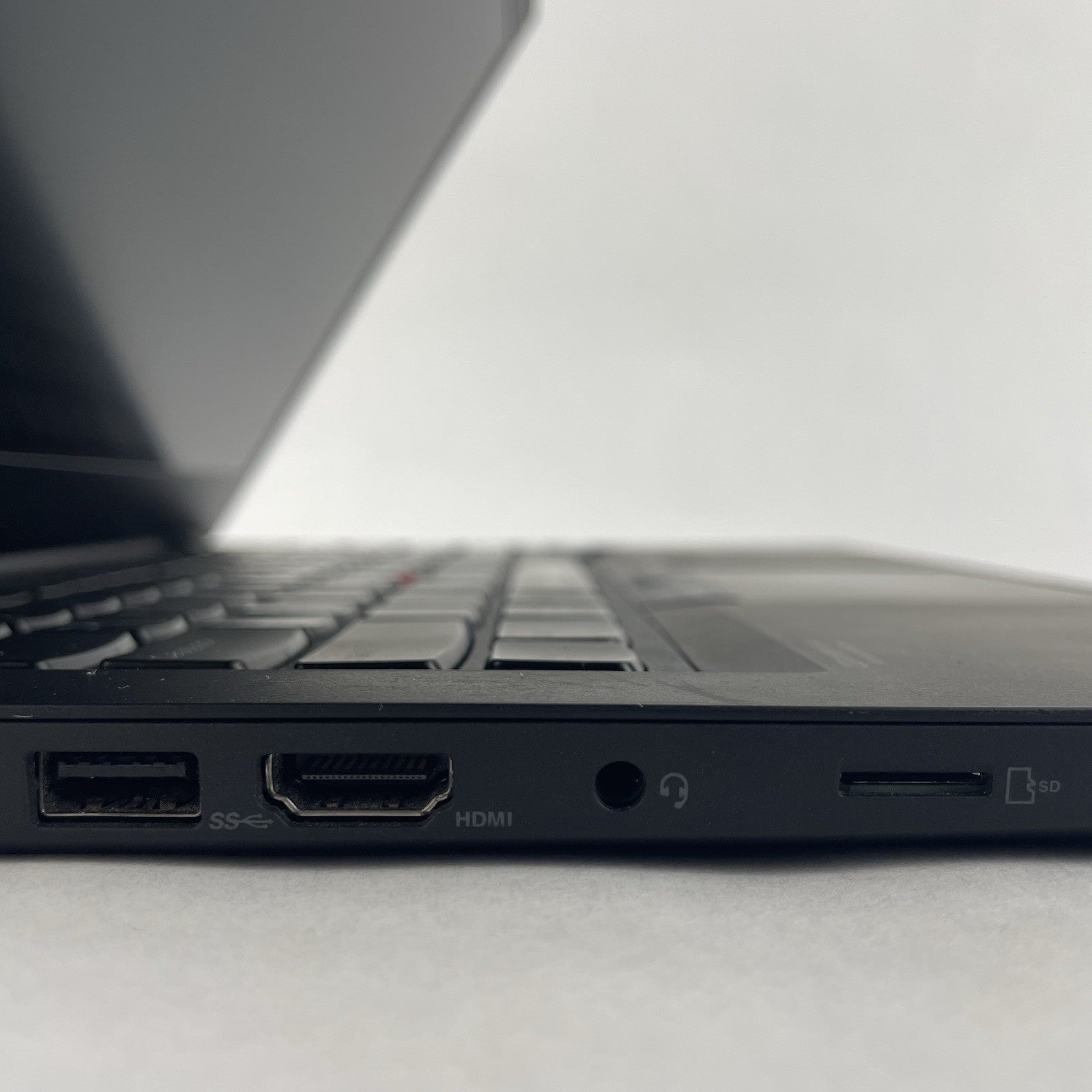 Lenovo ThinkPad T14 Gen 1 14" i5-10310U 1.70 GHz 8 GB RAM No SSD/OS/AC4