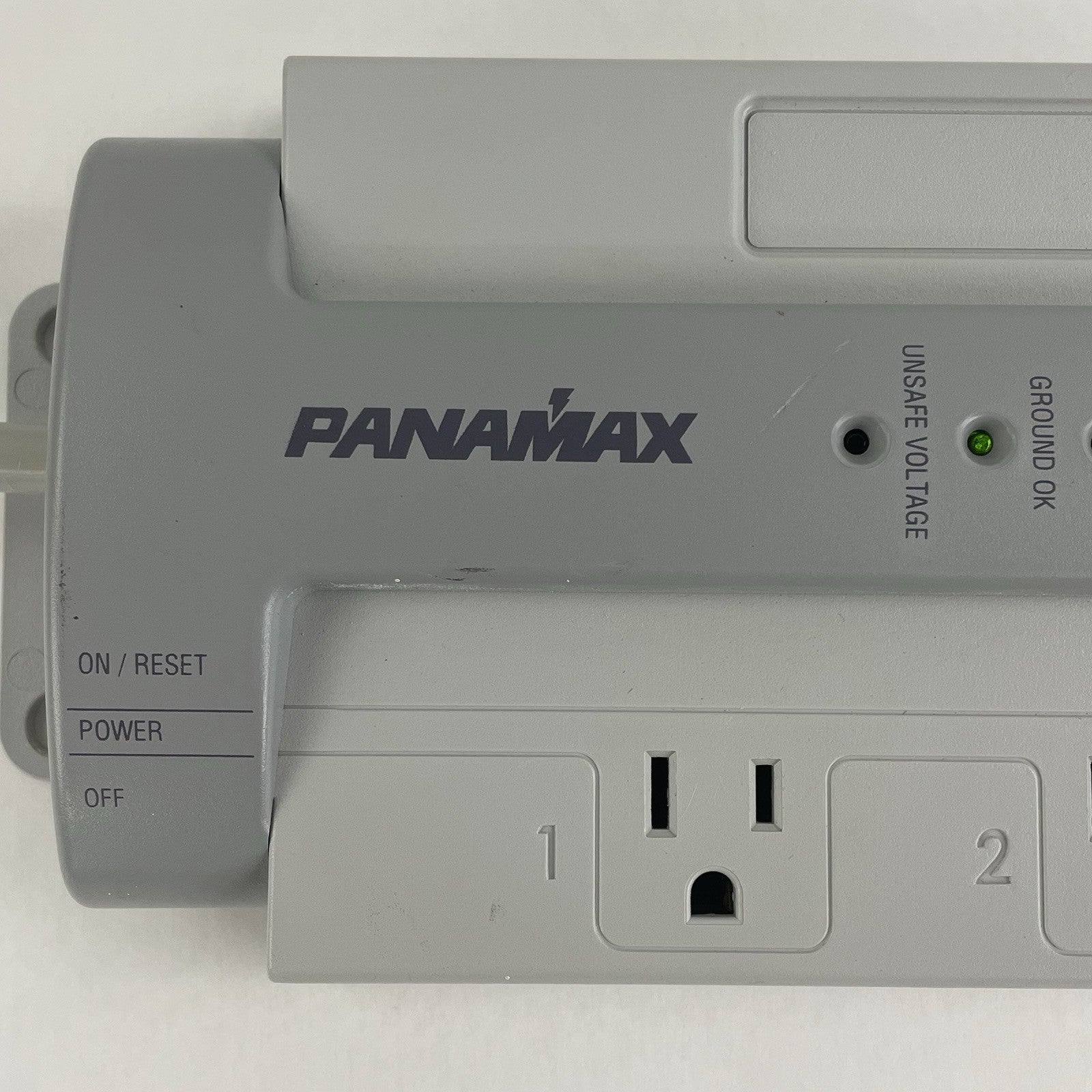 Panamax Safe Power Conditioner M4-EX 4  Power Tested2