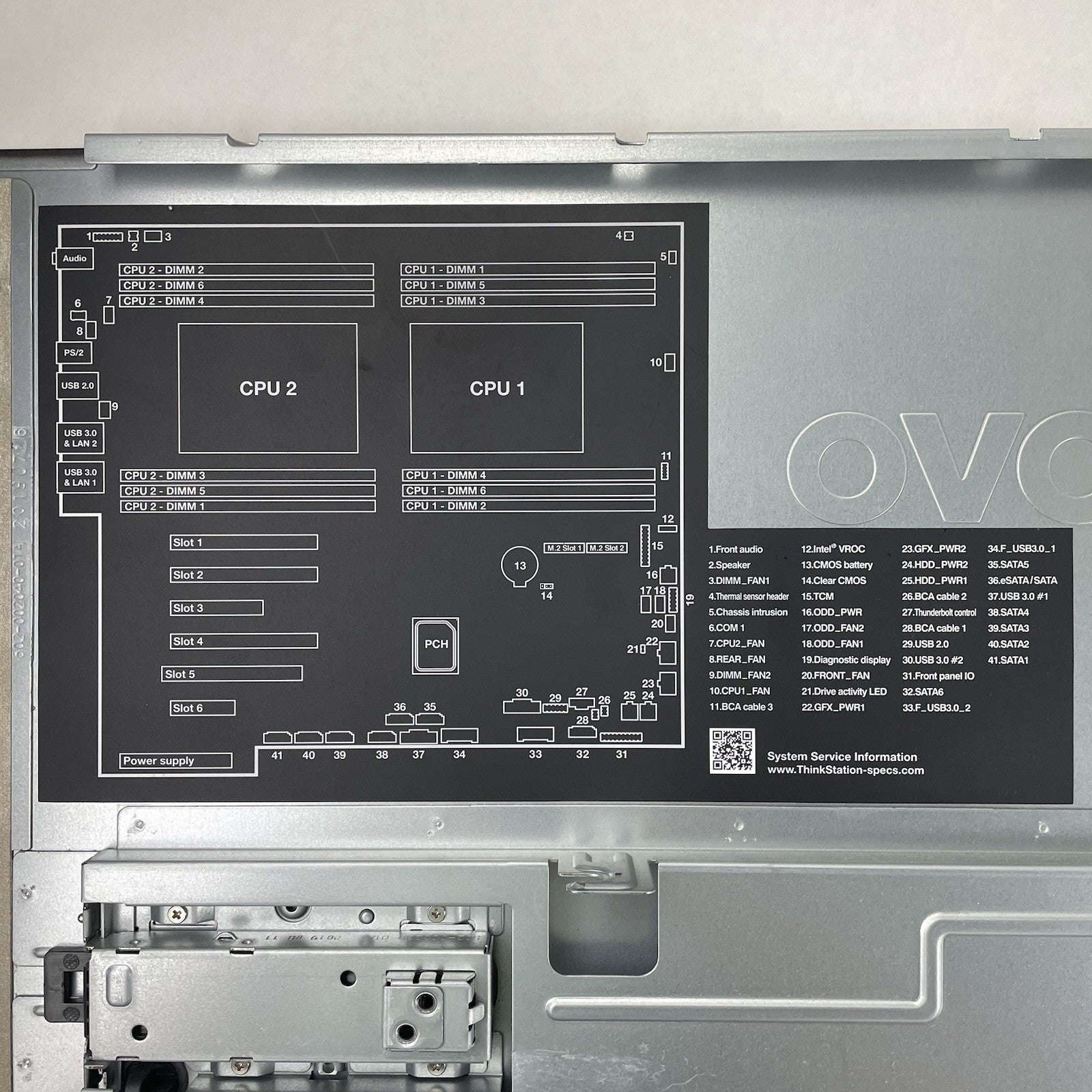 Lenovo ThinkStation P720 2x Xeon Silver 4110 2.10 GHz 32 GB RAM No GPU/HDD9
