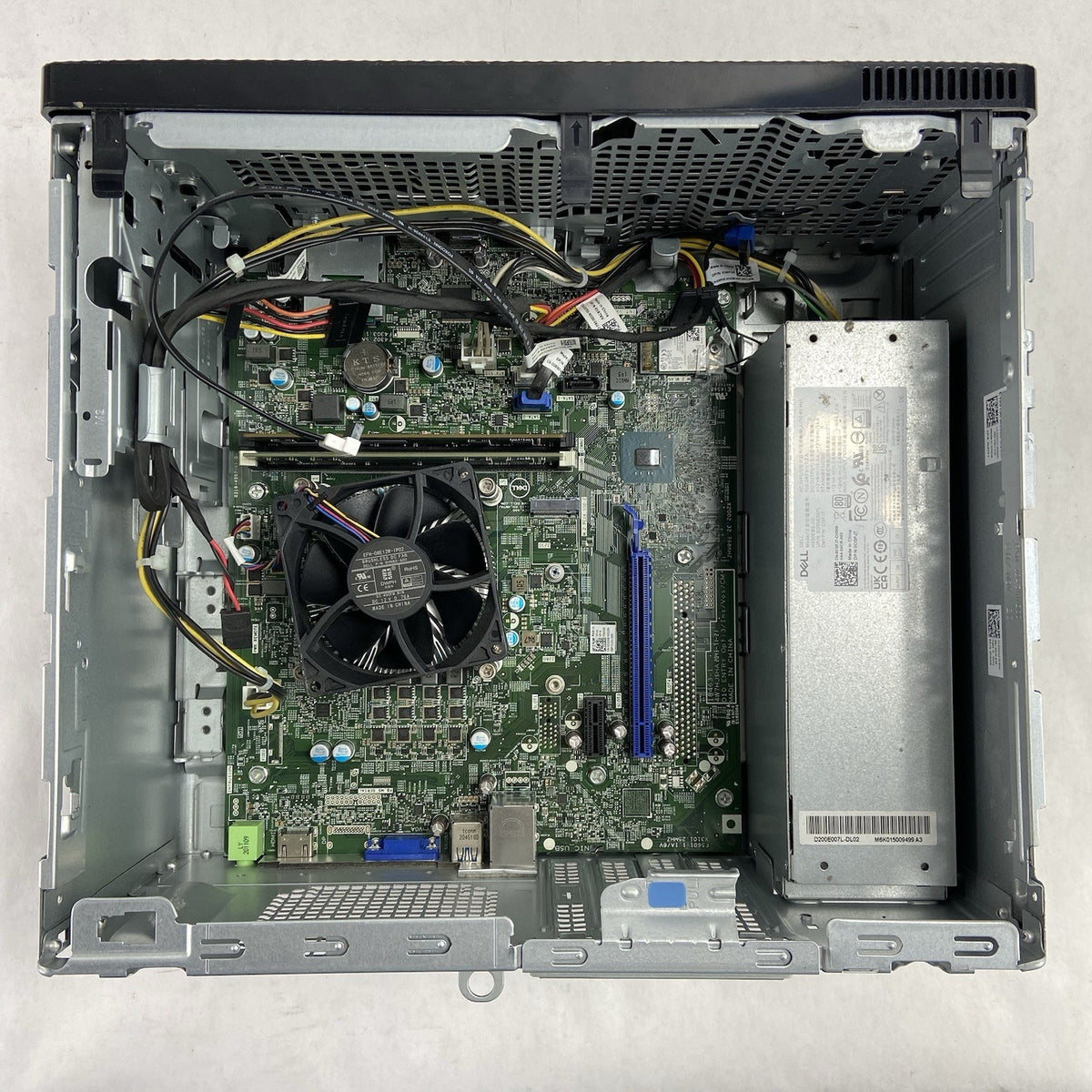 Dell Inspiron 3880 MT Intel Core i5-10400 2.9GHz 12GB RAM No HDD No OS11