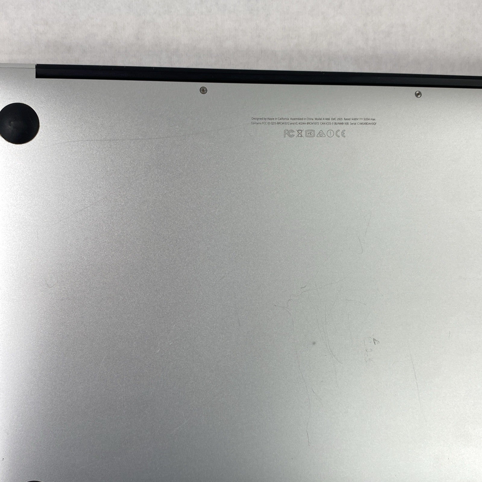 Apple MacBook Air A1466 2015 13" 1.6GHz i5 4GB RAM 256GB SSD os11.7.1 723 Cycles