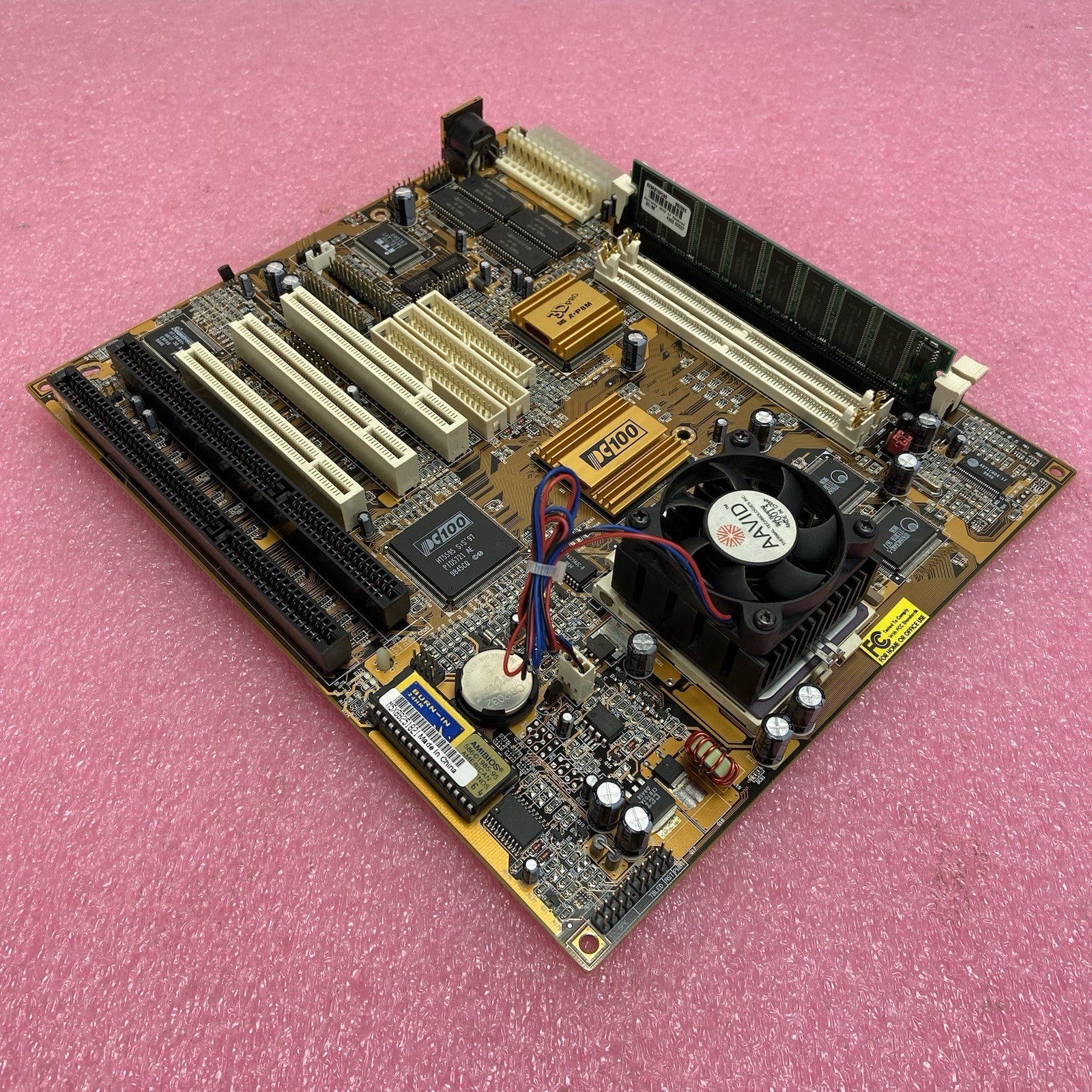 PC CHIPS M590 Motherboard AMD K6-2 3D MMX 149MHz 64MB RAM Baby AT 2x ISA1