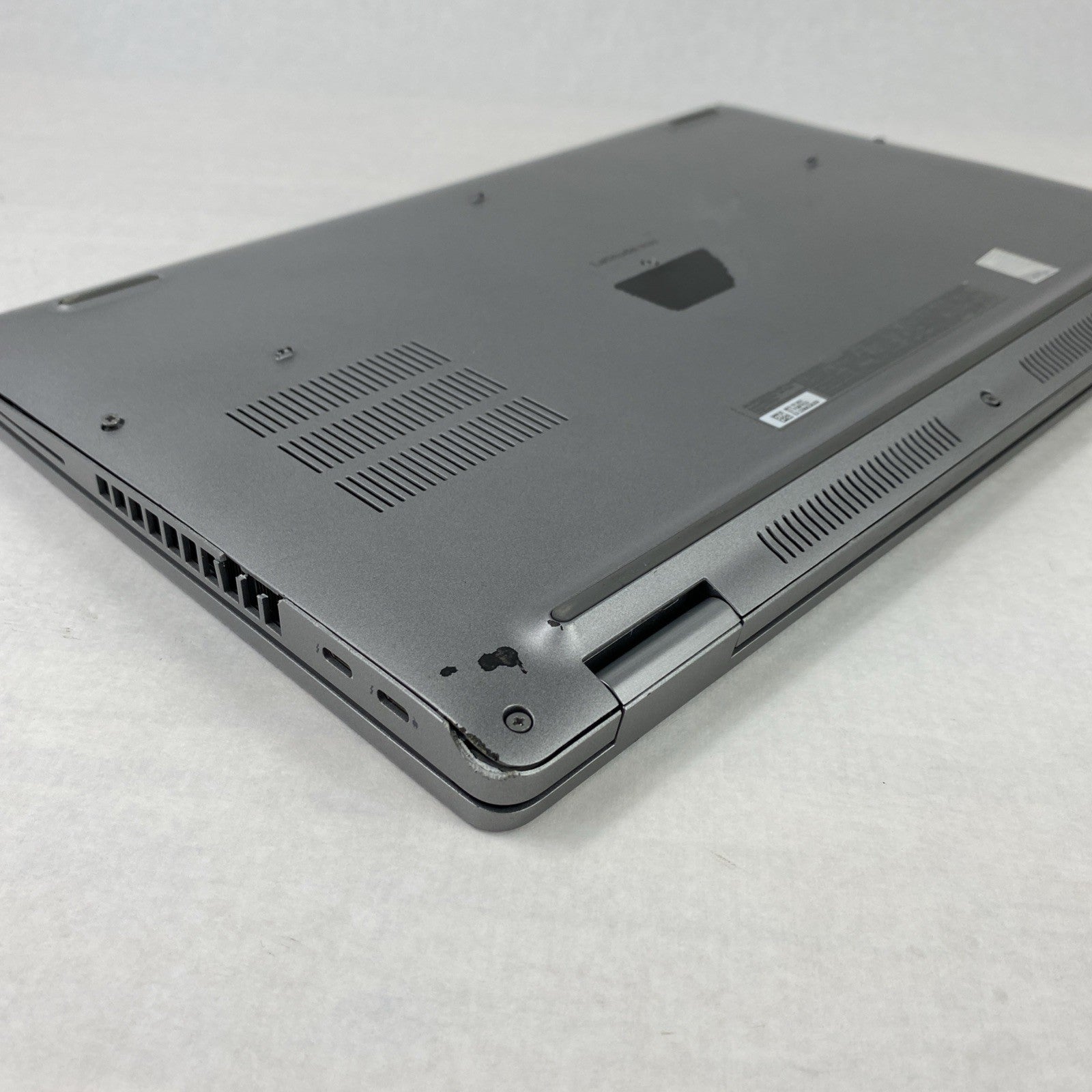 Dell Latitude 5520 Intel Core i5-1145G7 2.6 GHz 16 GB RAM 15.6" No SSD No OS