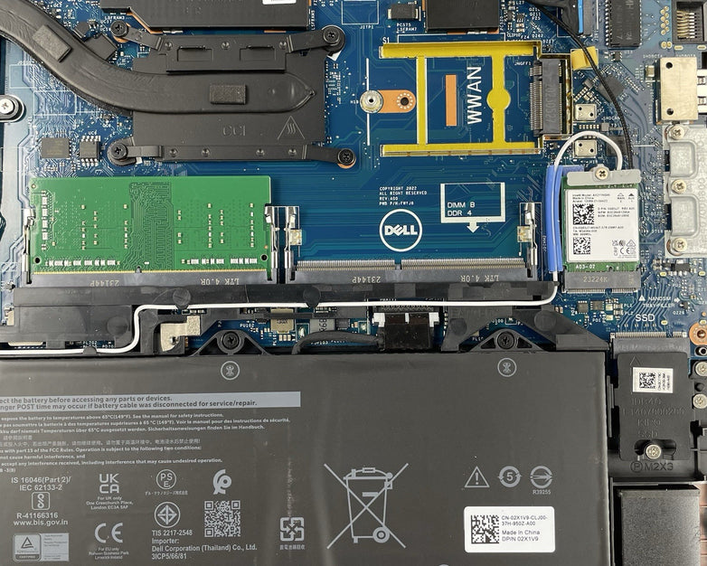 Dell Latitude 5540 14" i5-1345U 4.35 GHz 8 GB RAM No SSD/OS/AC