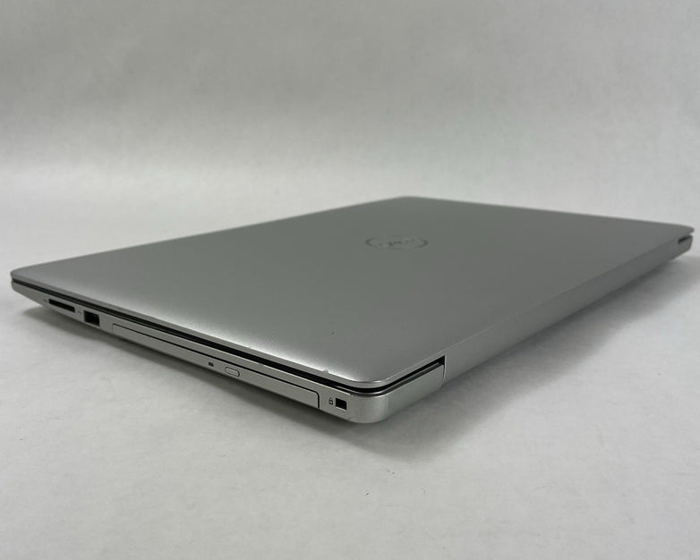 Dell Inspiron P75F Laptop 15.6" i7-8550U 1.80 GHz 12 GB Ram No SSD/OS/AC
