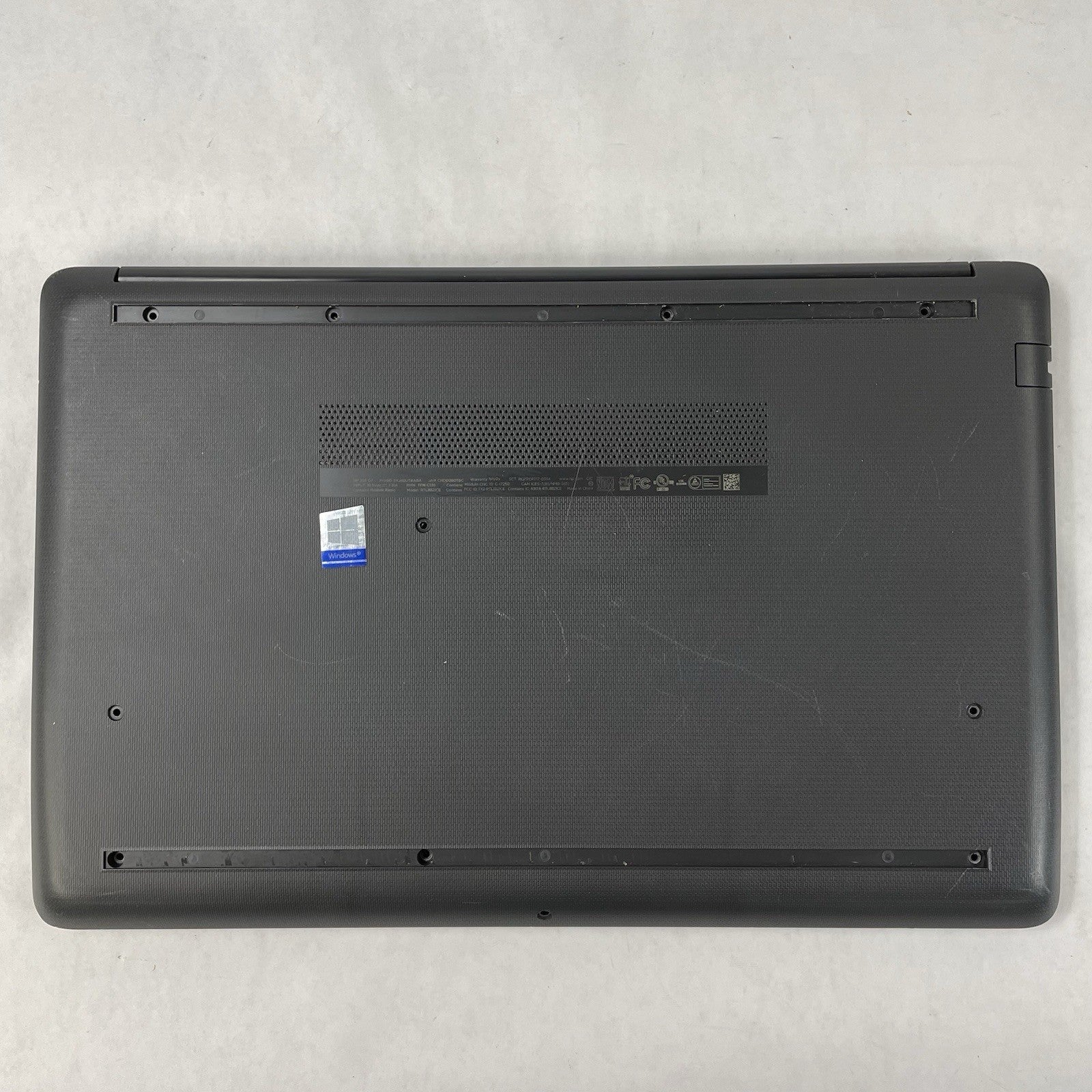 HP 255 G7 15.6" Ryzen 3 2200U 2.50 GHz 8 GB RAM No SSD/OS/AC - READ15