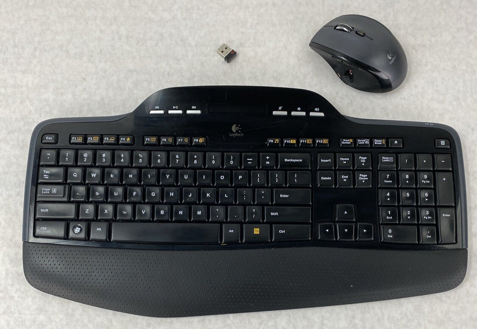 Logitech MK700 MK710 Wireless Keyboard + M705 Mouse + C-0007 Unifying Reciever