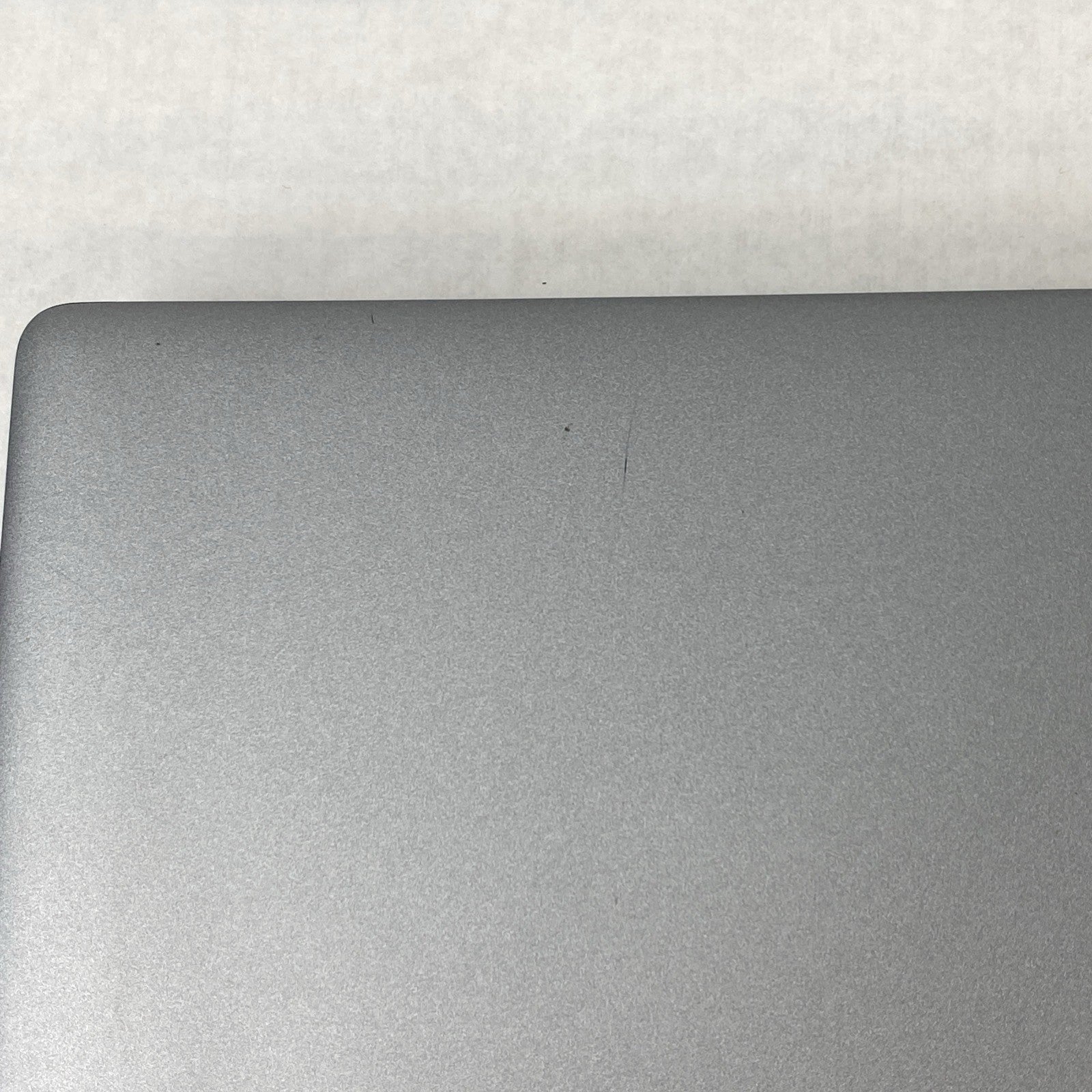 Dell Latitude 5410 Intel Core i7-10610U 1.80 GHz 16 GB RAM 14.0" No HDD No OS