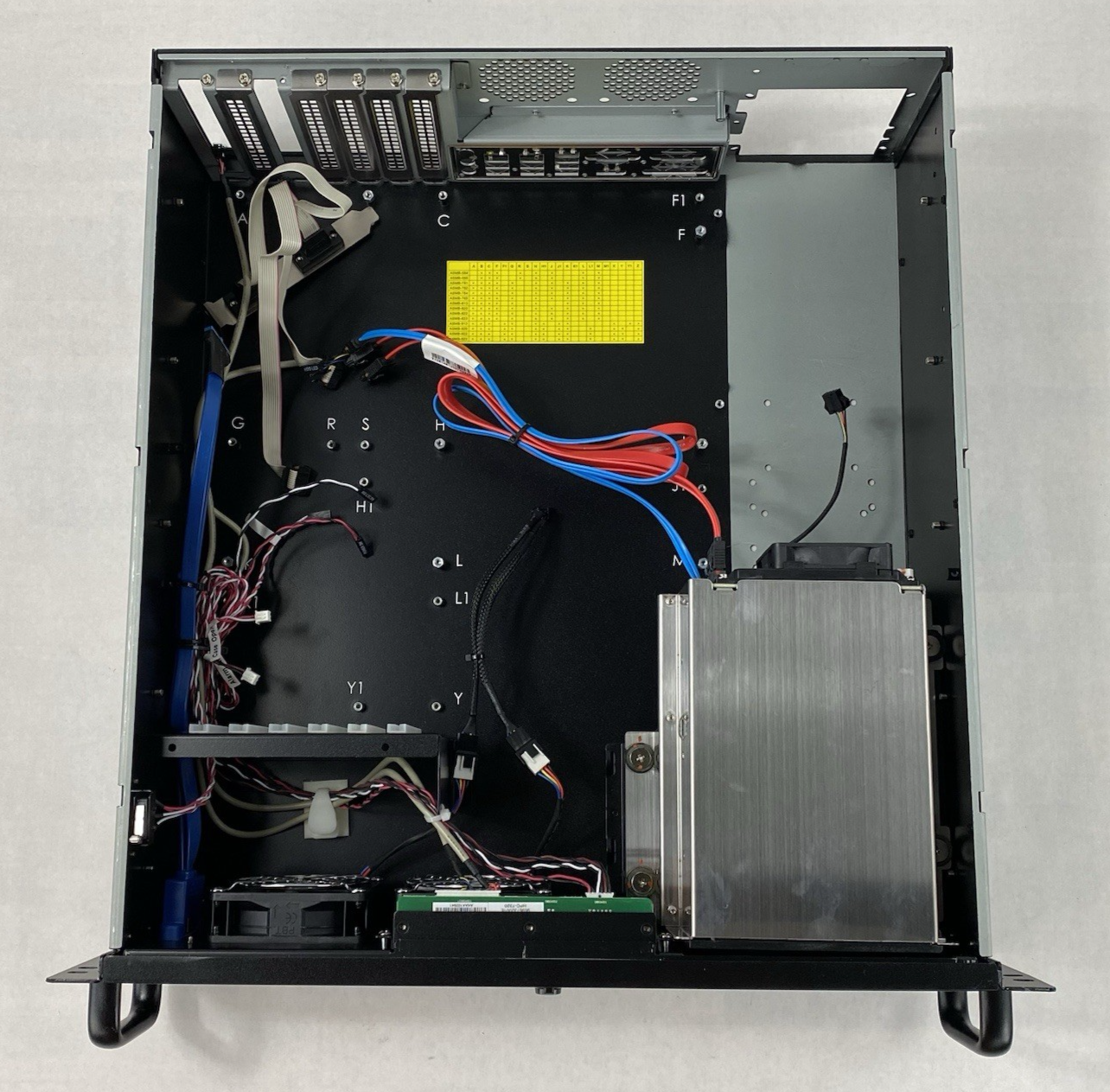 Advantech HPC-7320MB-00XE 3U Compact Rackmount Chassis