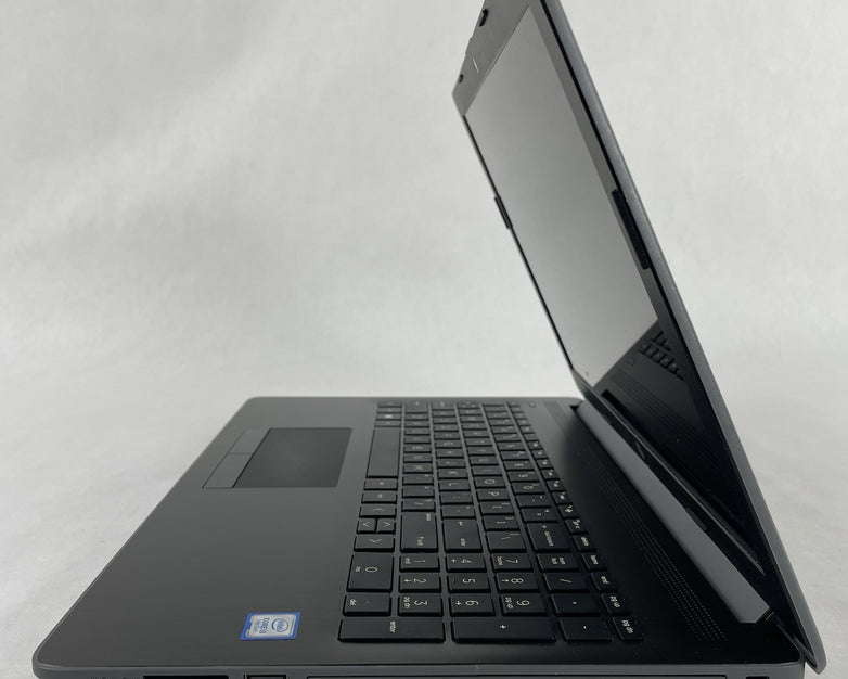 HP 15-da0046nr 15.6" i3-7020U 2.30 GHz 8 GB RAM No SSD No OS No AC