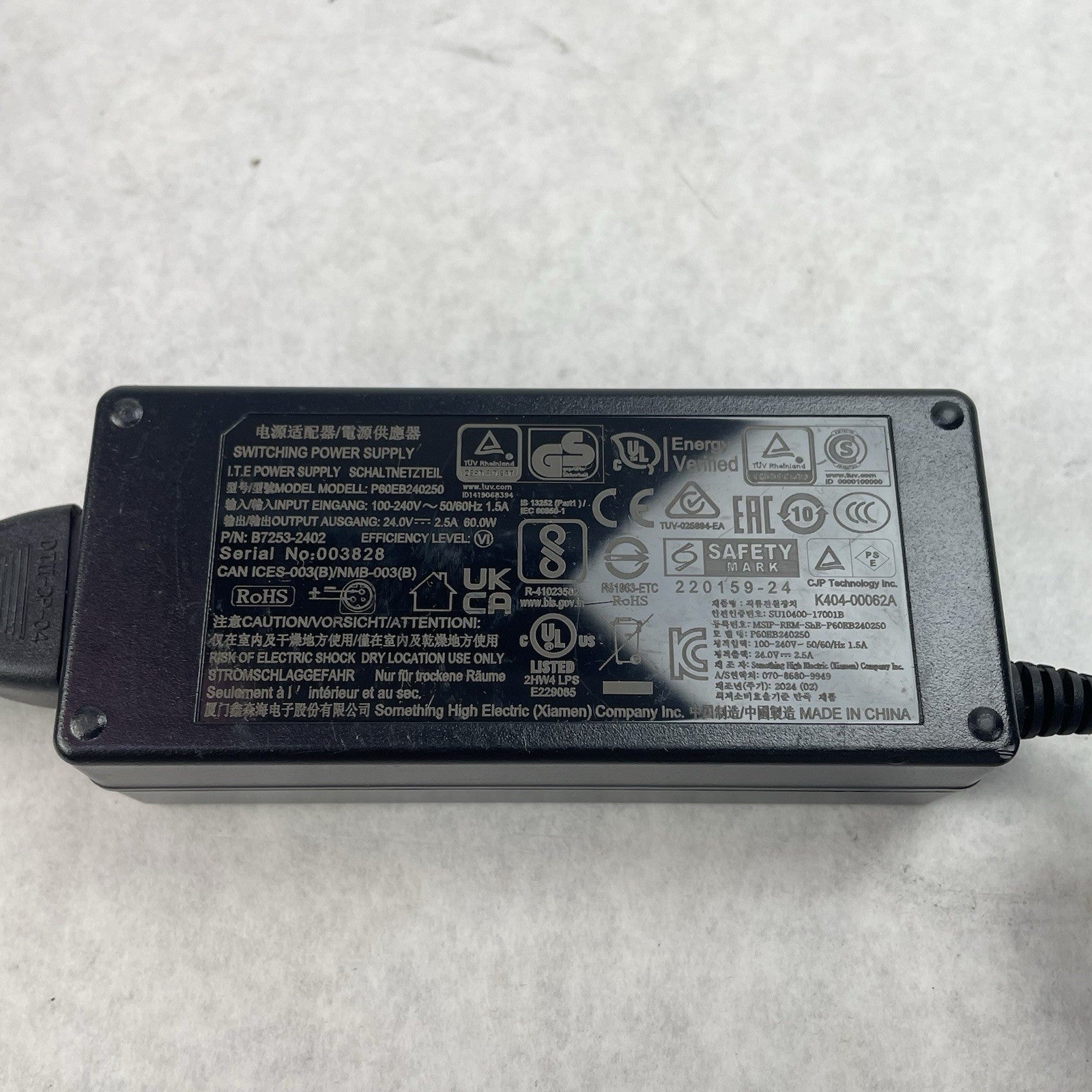Switching Power Supply P60EB240250, 3-pin4