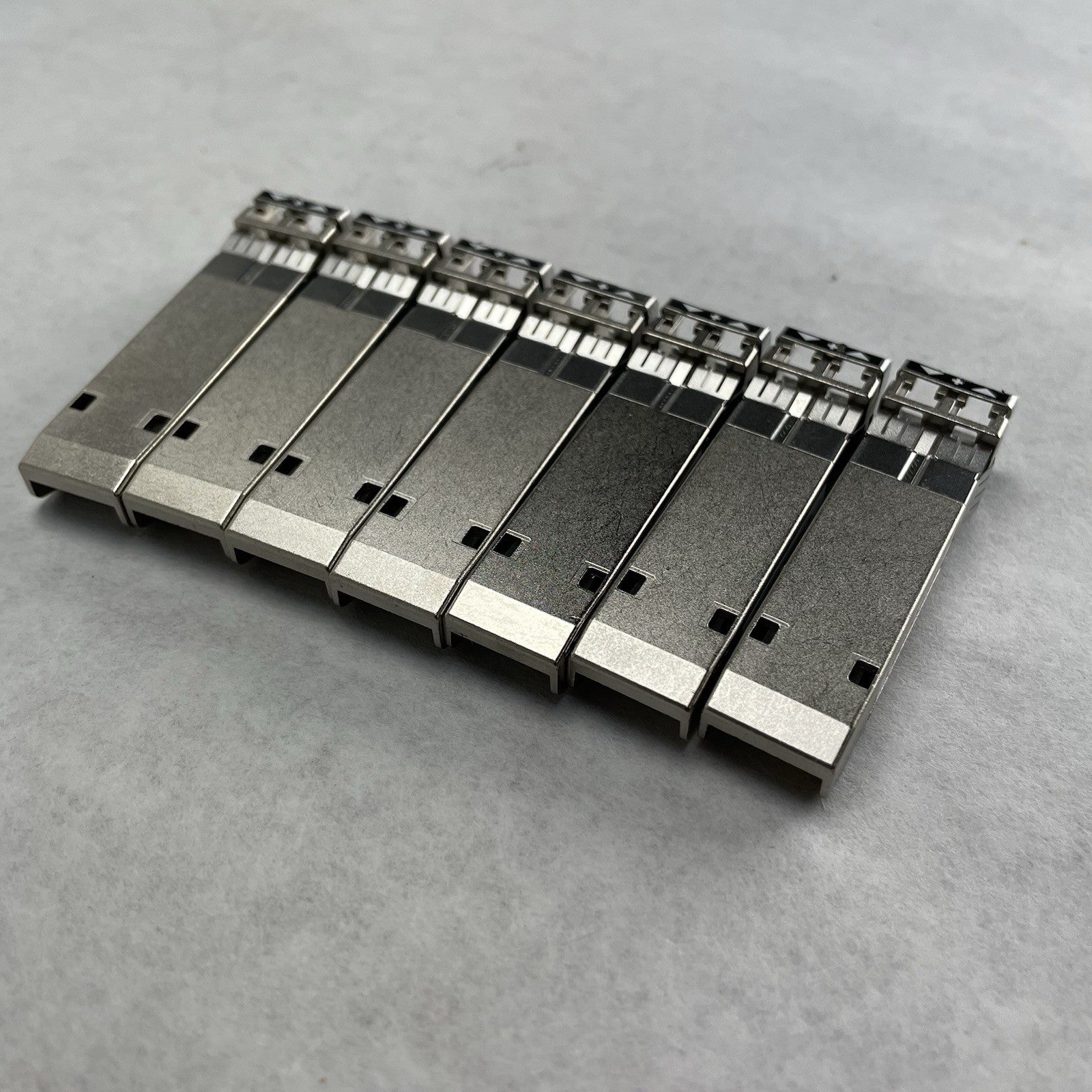 Cisco DS-SFP-FC8G-SW Transceivers Lot Of 7