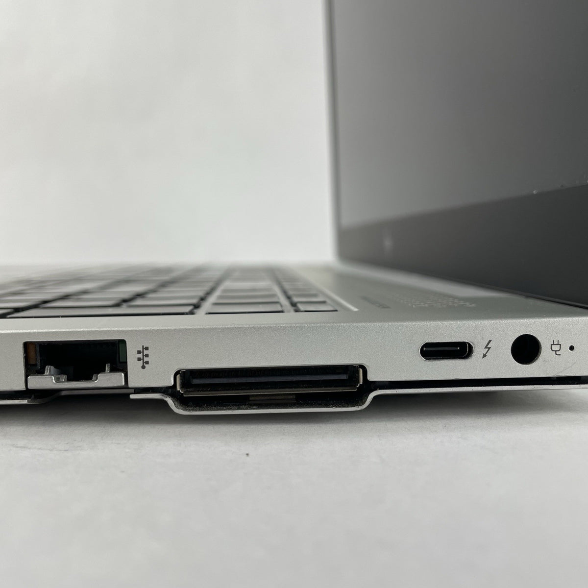 HP EliteBook 850 G6 15.6" i5-8365U 1.60 GHz 16 GB No SSD/OS/AC5