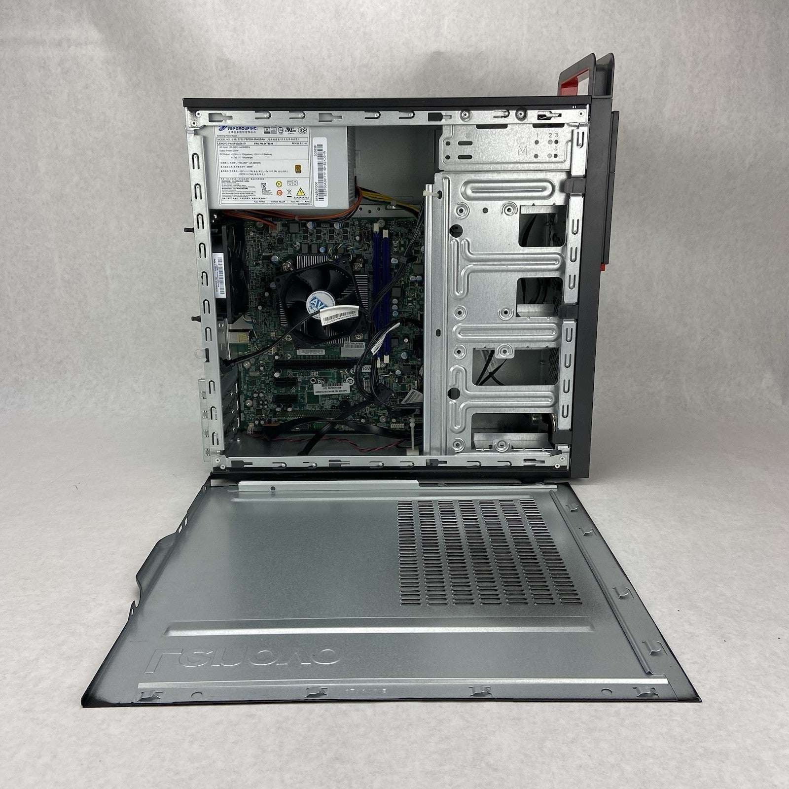 Lenovo ThinkCentre M700 MT Intel Core i7-6700 3.4GHz No RAMHDDOSOD8