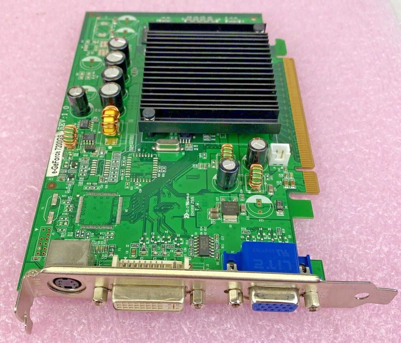 EVGA 512-P2-N430-LR GeForce 7200GS 512MB GDDR2 DirectX 9 Video Graphics Card