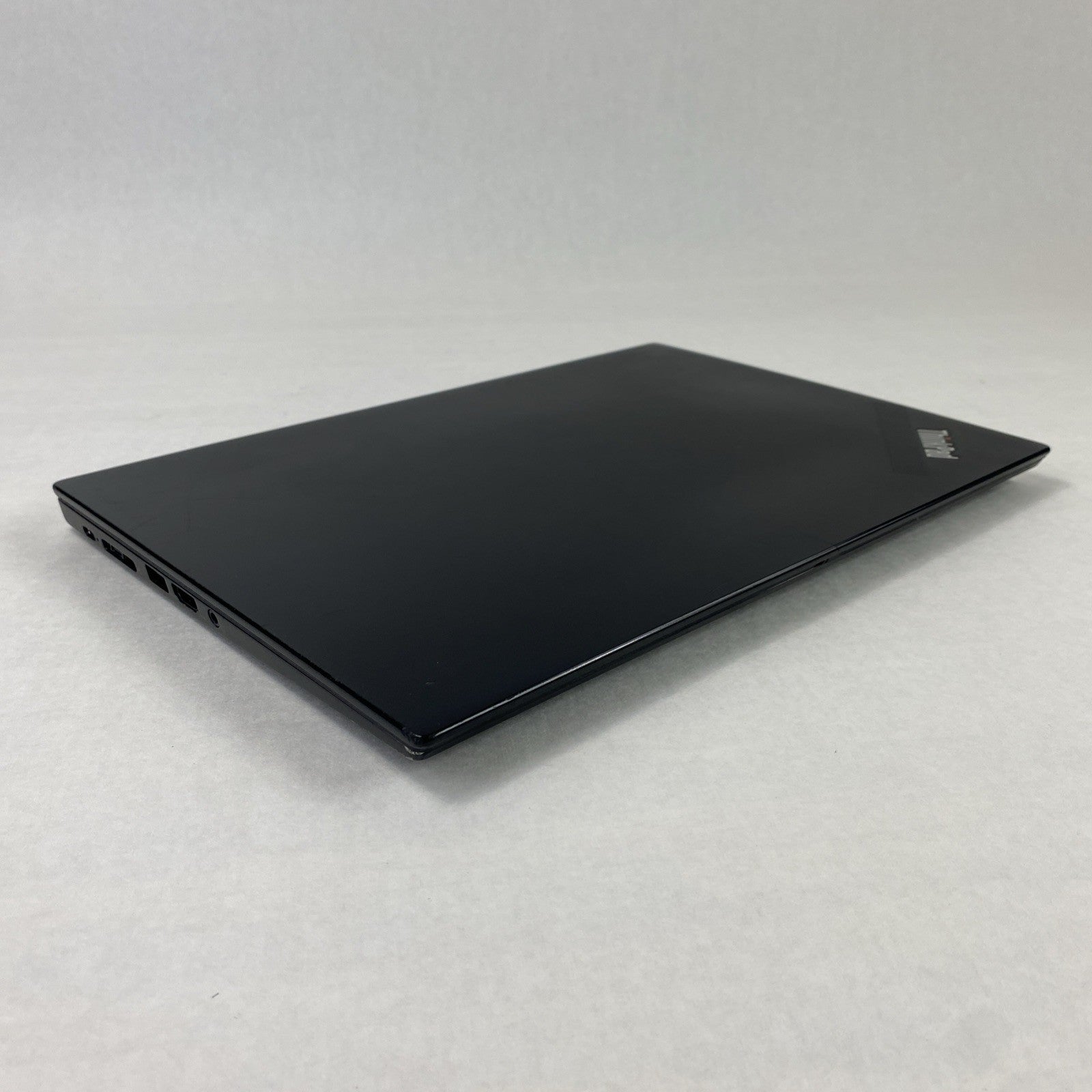 Lenovo ThinkPad T490s Intel Core i5-8365U 1.60GHz 8GB RAM 14.0" No HDD No OS