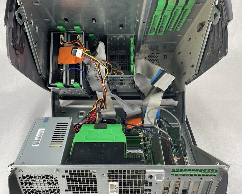 Dell Dimension 8200 Pentium 4 1.80 GHz 256 MB RAM No HDD No OSS