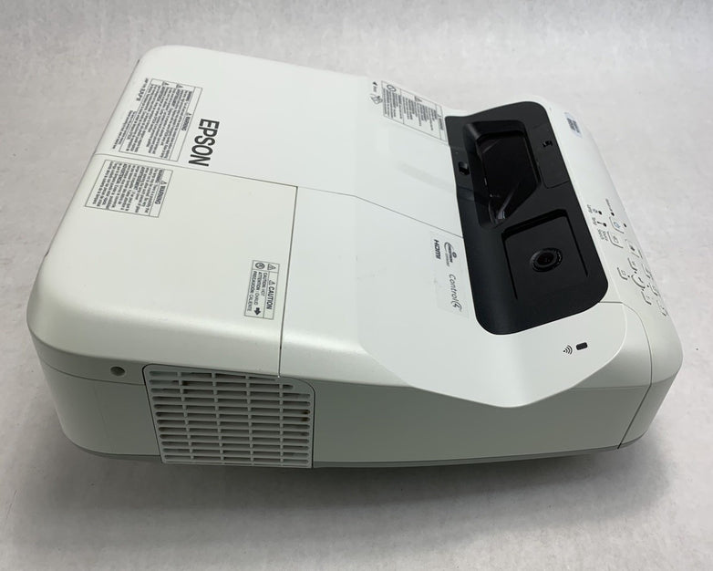 Epson PowerLite 695Wi H740A LCD Lamp Projector 825 Lamp Hours - No Remote