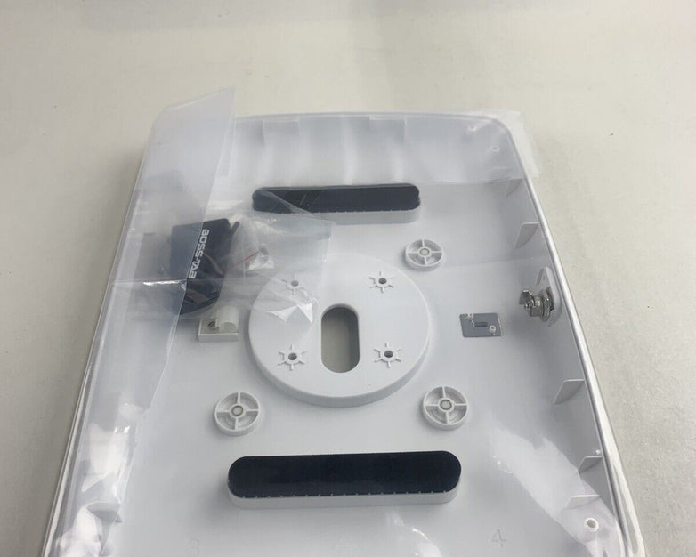 BossTab BFU0-1002 Fusion White Case Medium