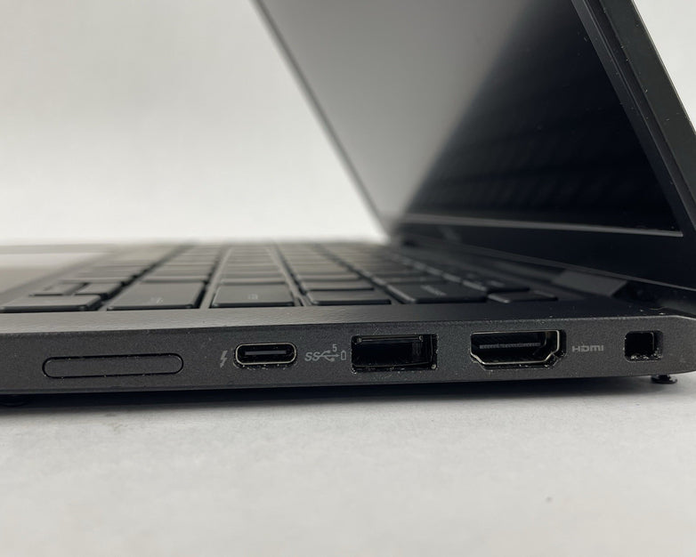 Dell Latitude 7330 13.3" i7-1265U 4.15 GHz 32 GB RAM No SSD/OS/AC - Bad Bottom