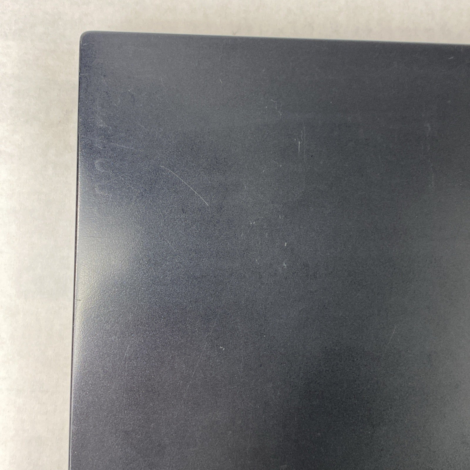 Lenovo ThinkPad T490s Intel Core i5-8365U 1.60GHz 8GB RAM 14.0" No HDD No OS