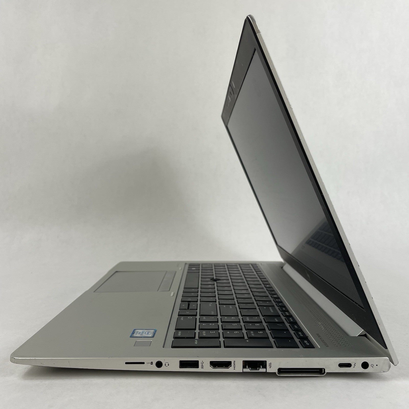 HP EliteBook 850 G6 15.6" i5-8365U 1.60 GHz 8 GB RAM No SSD/OS/AC - Bottom Latch5