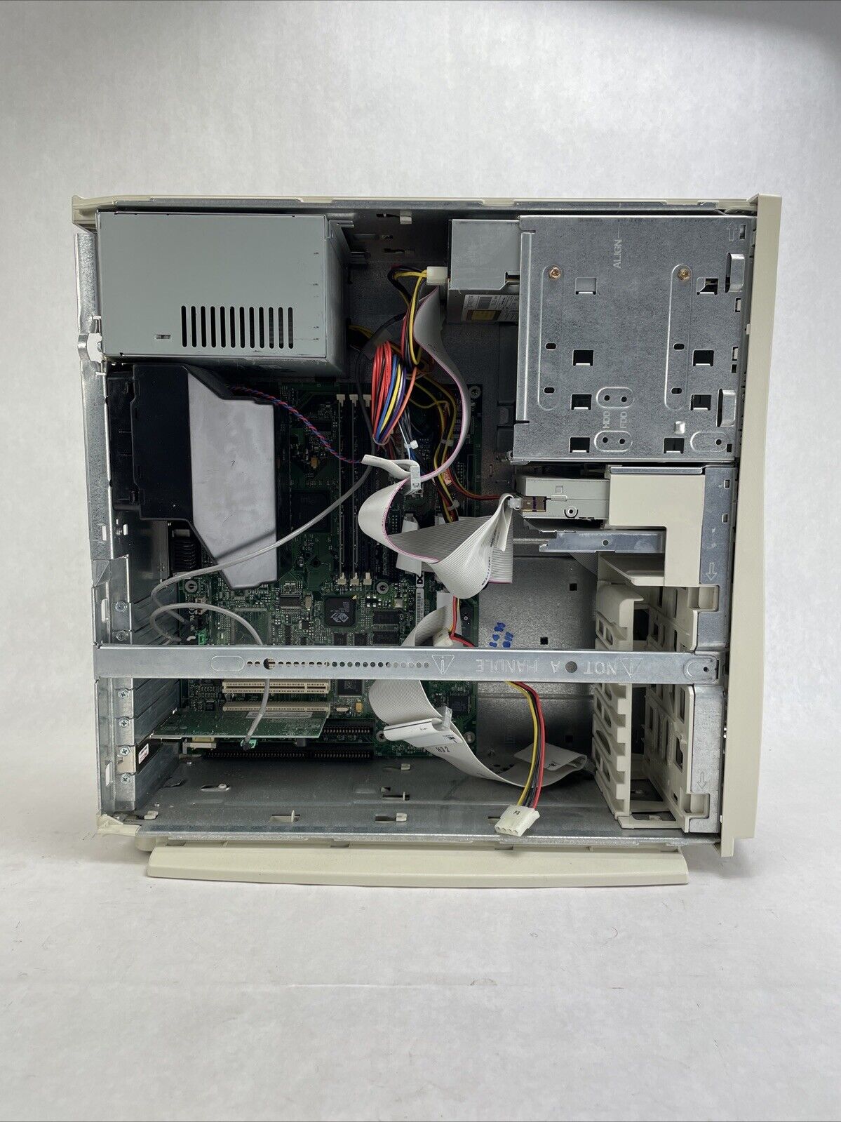 Dell Dimension V350 MT Intel Pentium II 350MHz 64MB RAM No HDD No OS