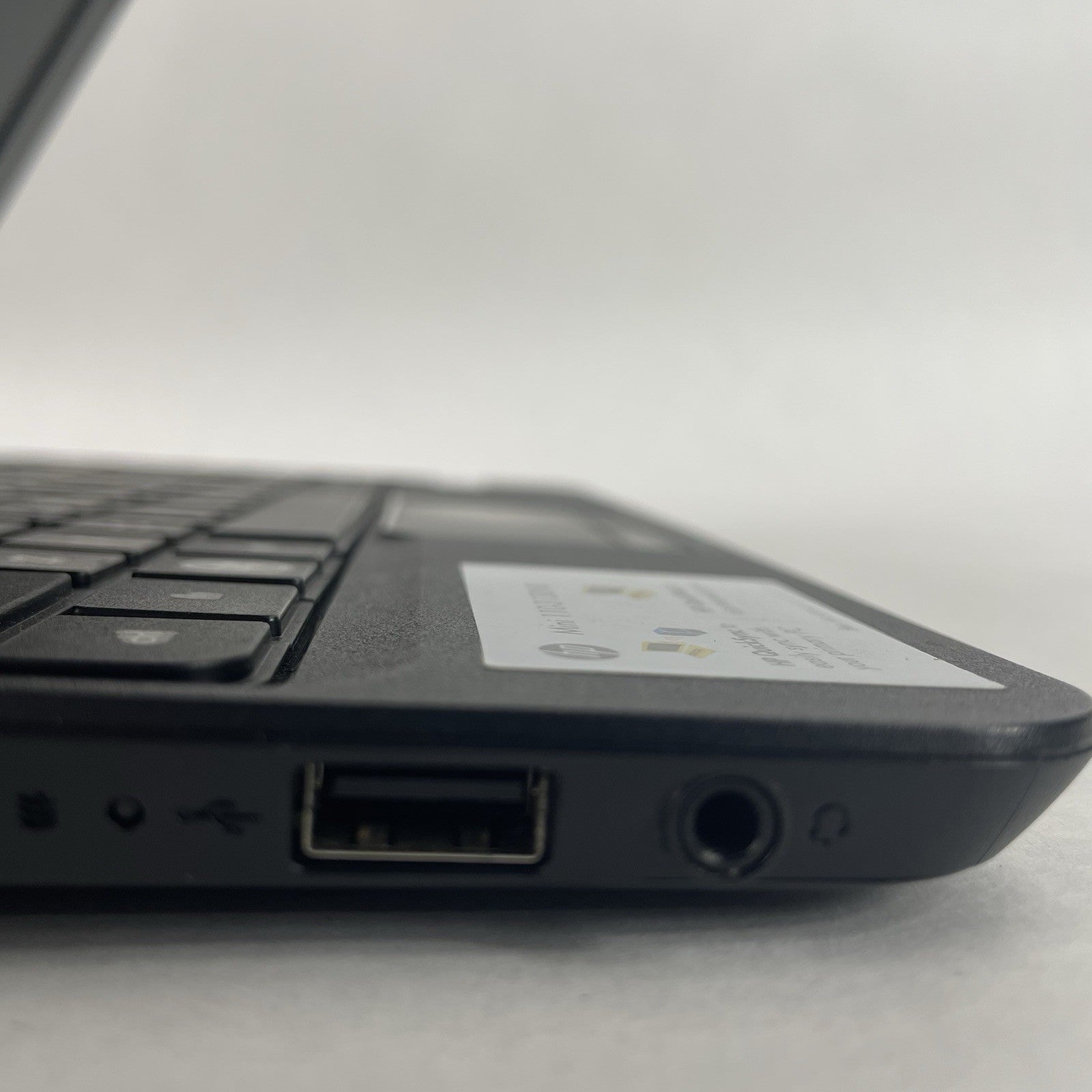 HP Mini 110-3100 10.1" Atom N455 1.60 GHz 1 GB RAM No SSD/OS/AC10