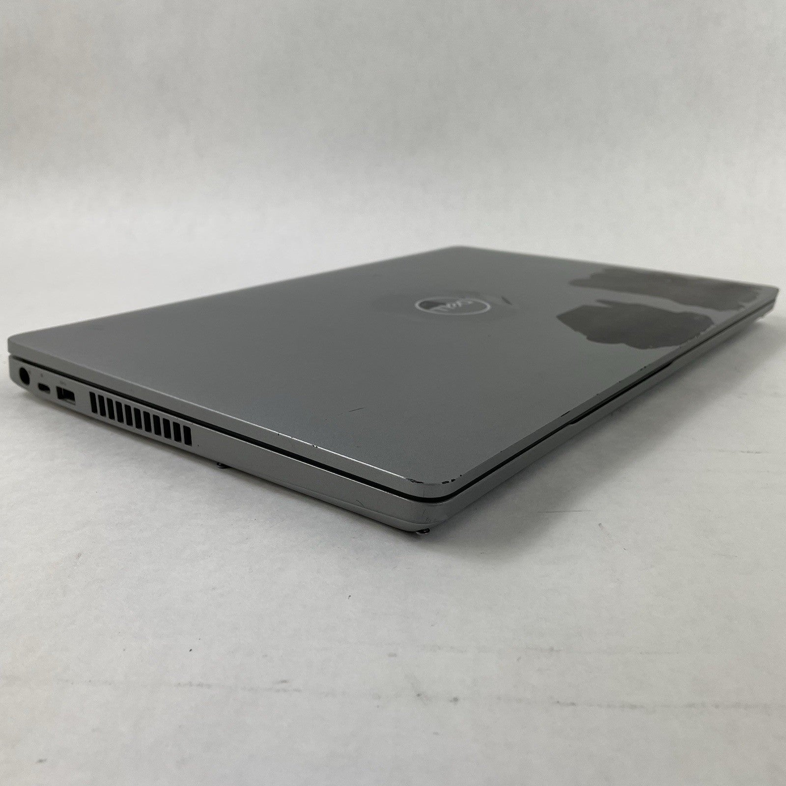 Dell Latitude 5510 15.6" i5-10210U 1.60 GHz 8 GB RAM No SSD/OS/AC - Worn READ12