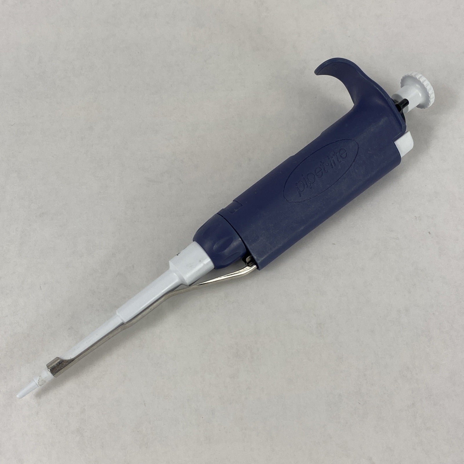 Rainin Pipetlite L2 0.1-2 µL Single Channel Handheld Manual Pipette9