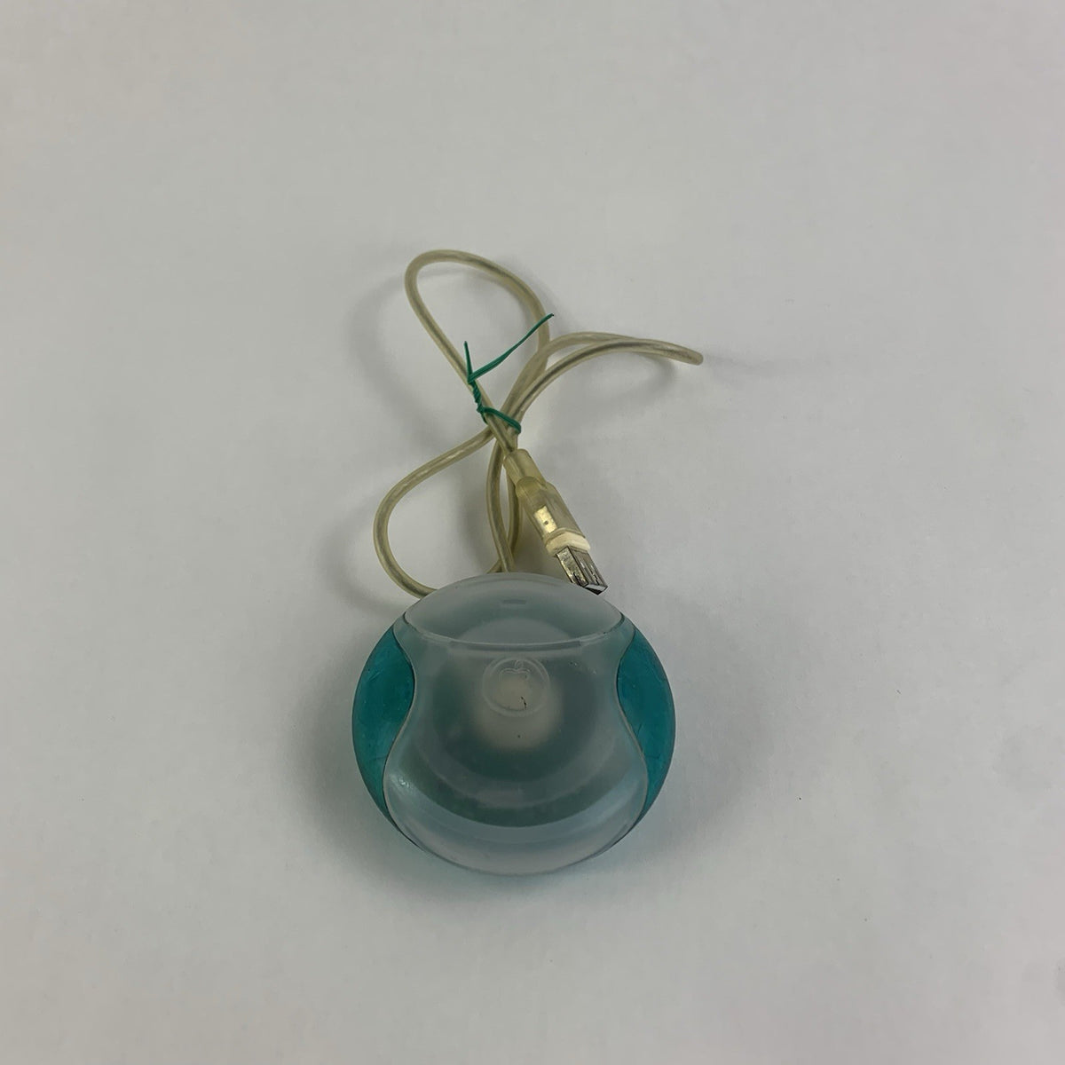 Vintage Apple M4848 USB Cyan Mouse - Tested2