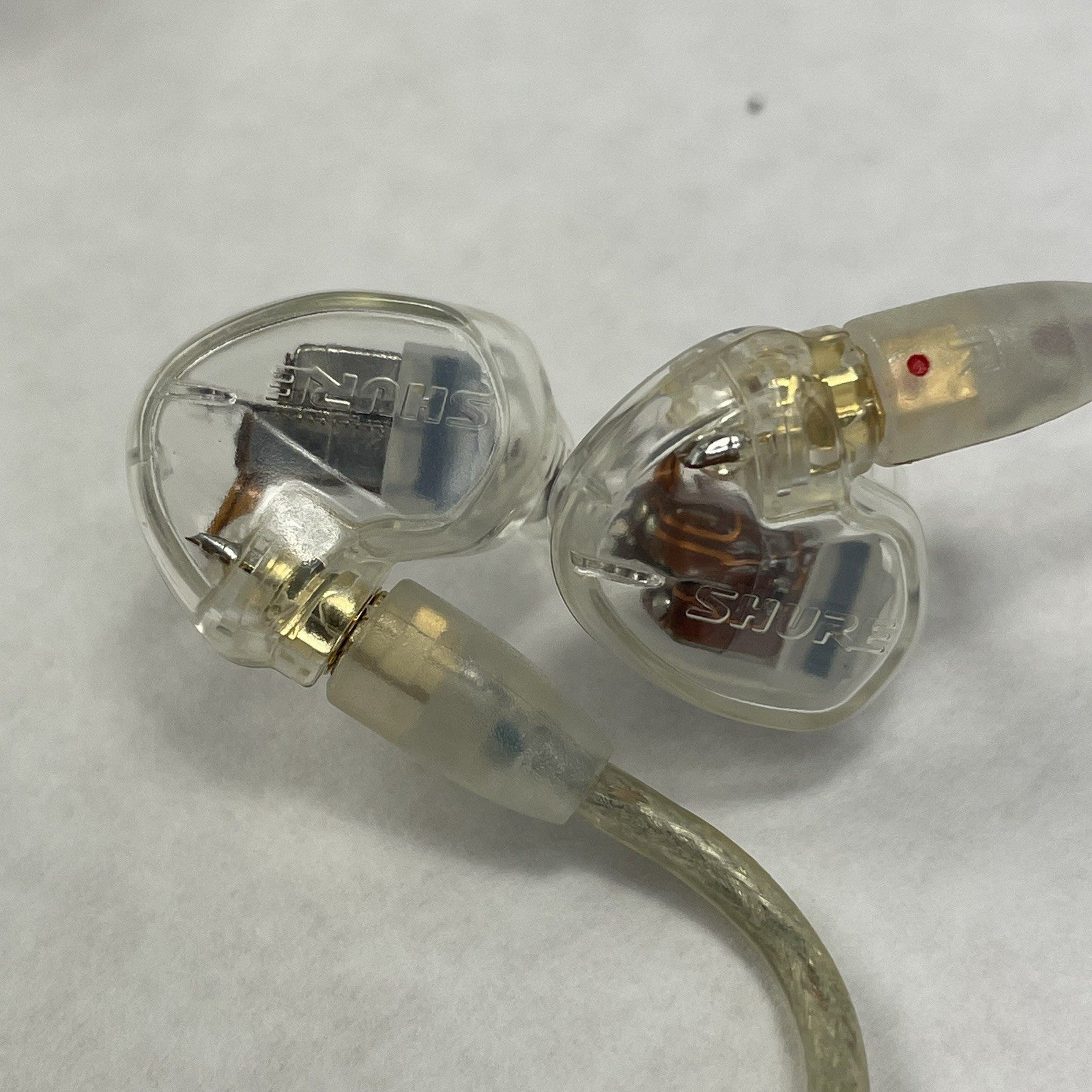Shure SE425 In-Ear Only Headphones Clear