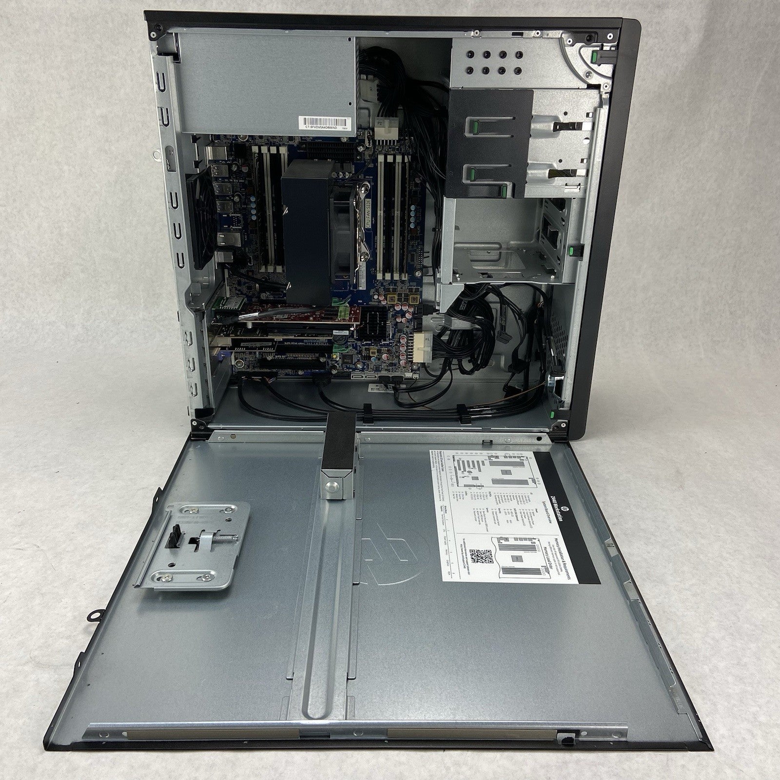 HP Z440 Workstation MT Intel Xeon E5-1620 3.5GHz 16GB RAM No HDDOS W2100 Win 108