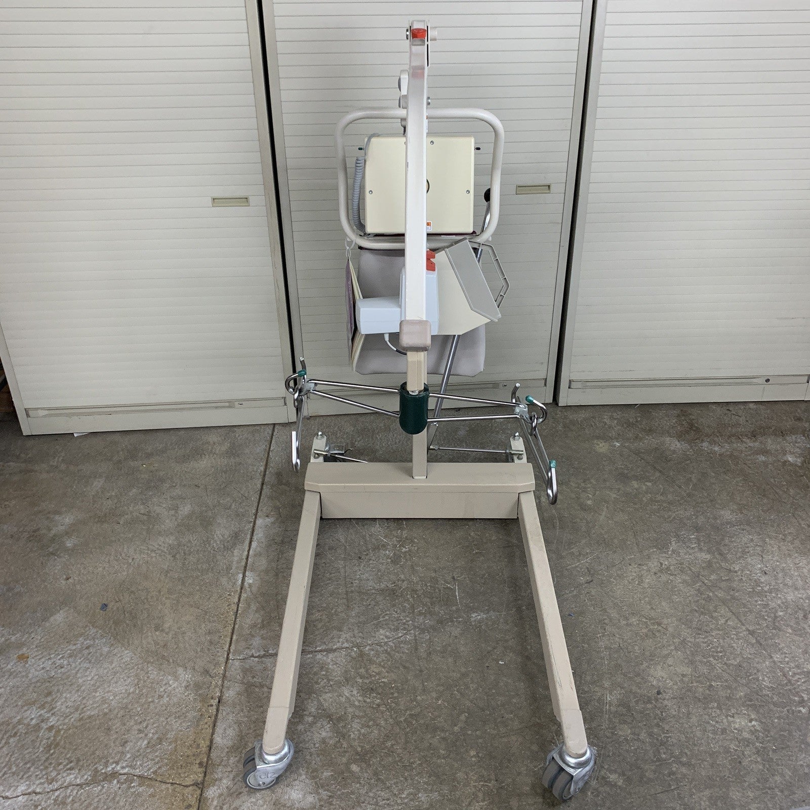 EZ Way 598 EZ Lift Patient Positioner W/ Battery No Charger