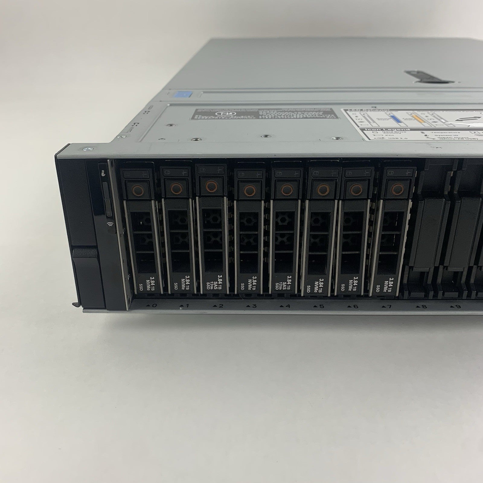 Dell PowerEdge R740xd 24SFF 2x Gold 5222 3.8 GHz 128 GB Ram H740p No OS No HDD2