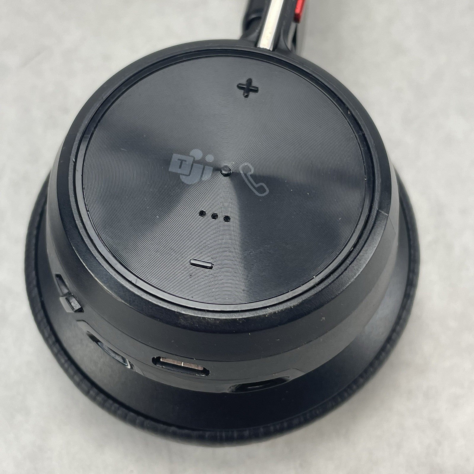 Poly Voyager Focus 2 Noise Cancelling On-Ear Headset No Power Cord Or Stand3